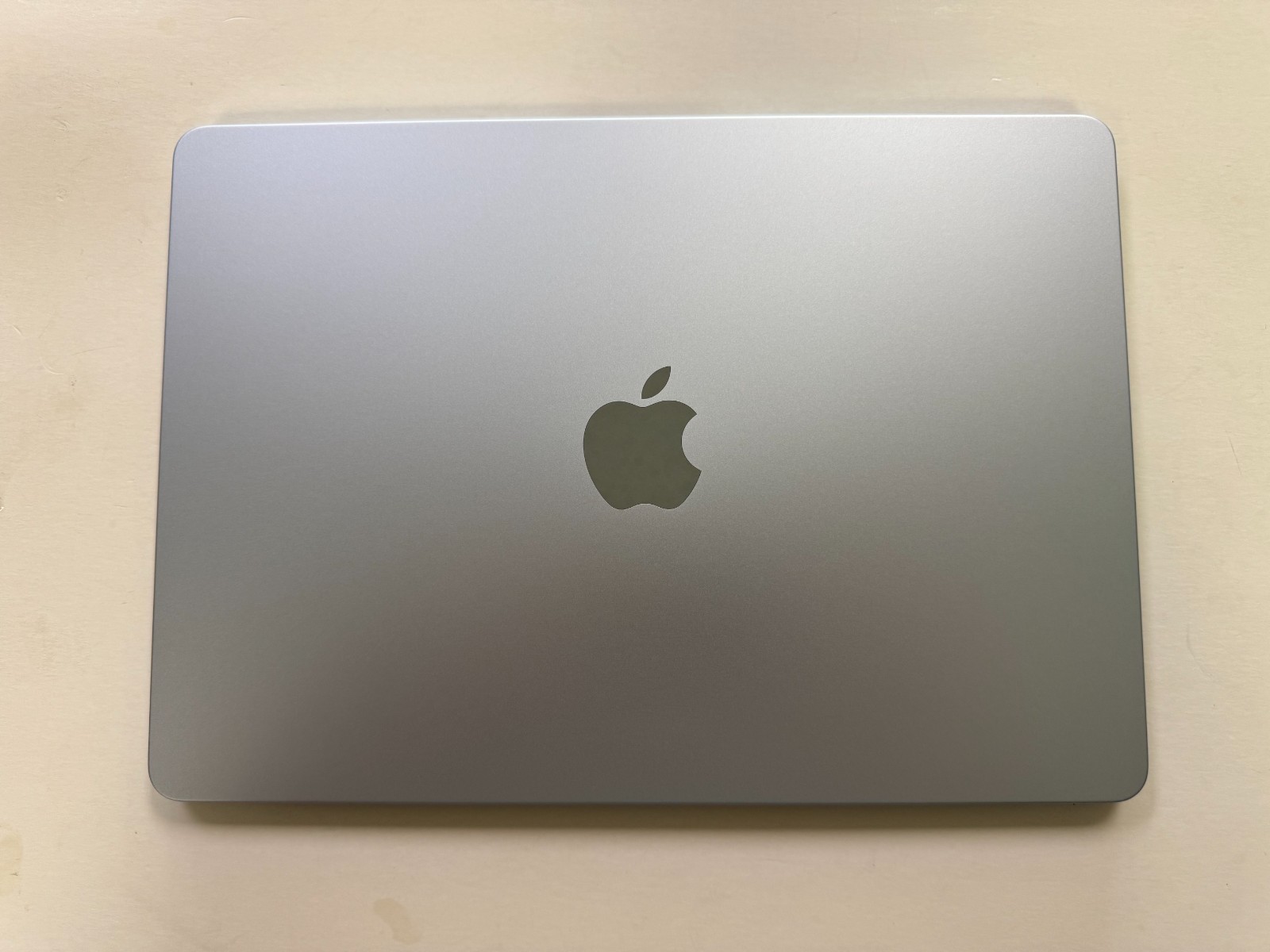 Apple MacBook Air 13" (2025) M4 Chip, 16gb Ram, 256gb SSD, Never used No Box
