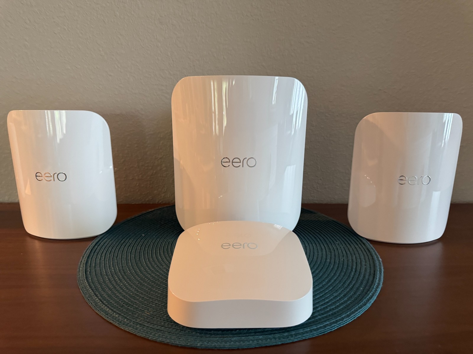 Amazon Eero Wi‑Fi 7 Mesh System – Max 7 + Pro 7 + Pro 6E (4‑Pack Bundle)