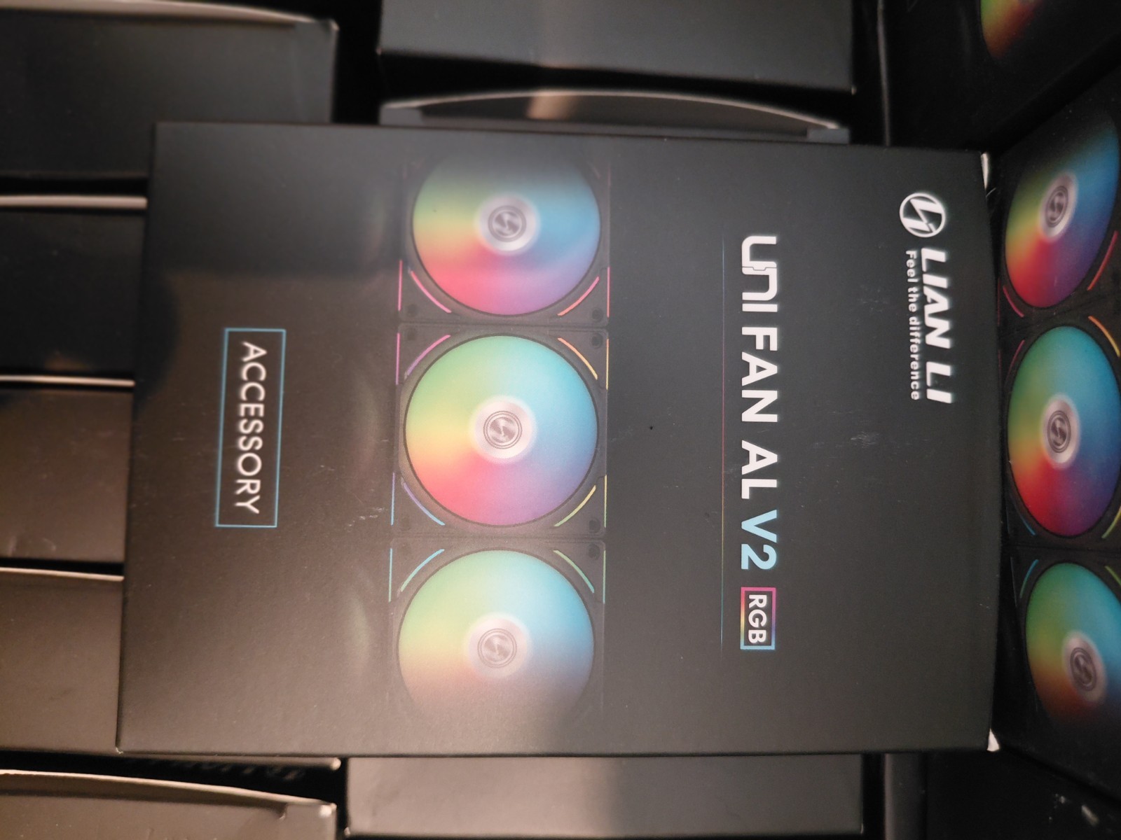 Lian Li UNI Fan SL120 V2 Fan light controller brand new 
