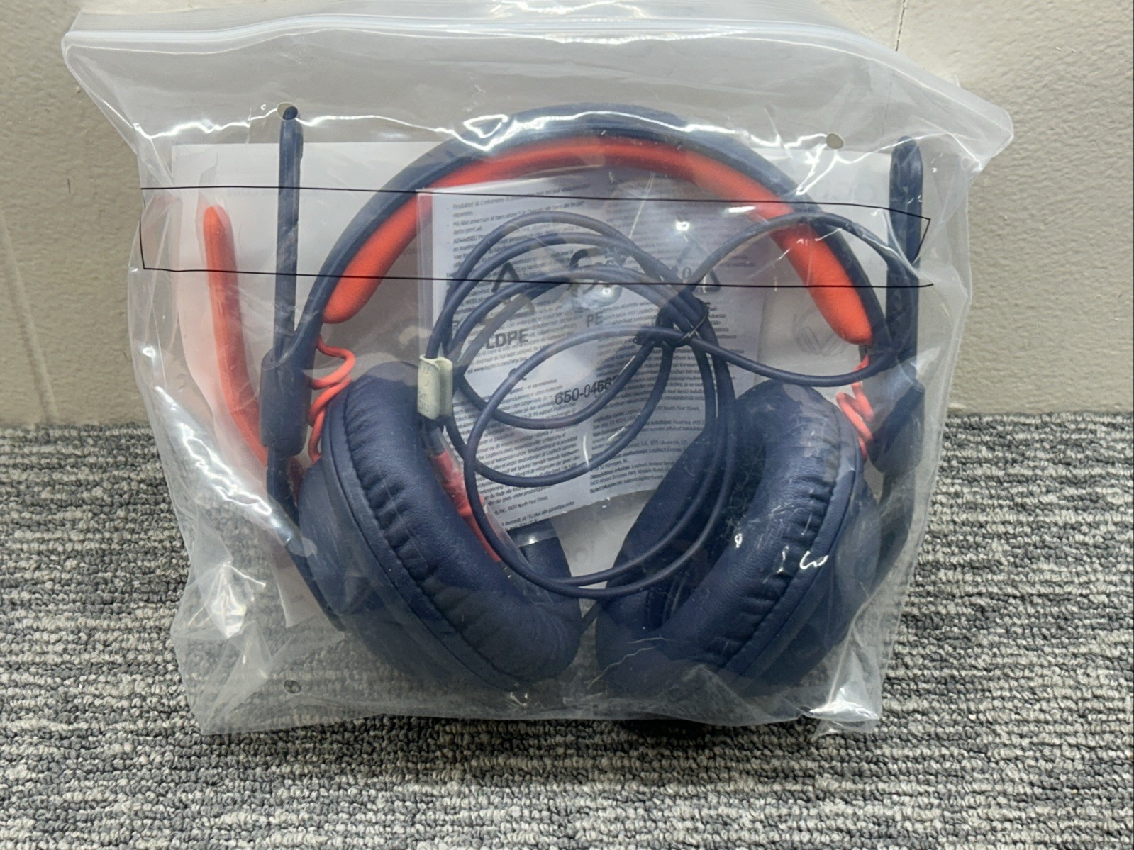 Logitech Zone Learn Wired Headsets for Learners 981-001395 . 7271743