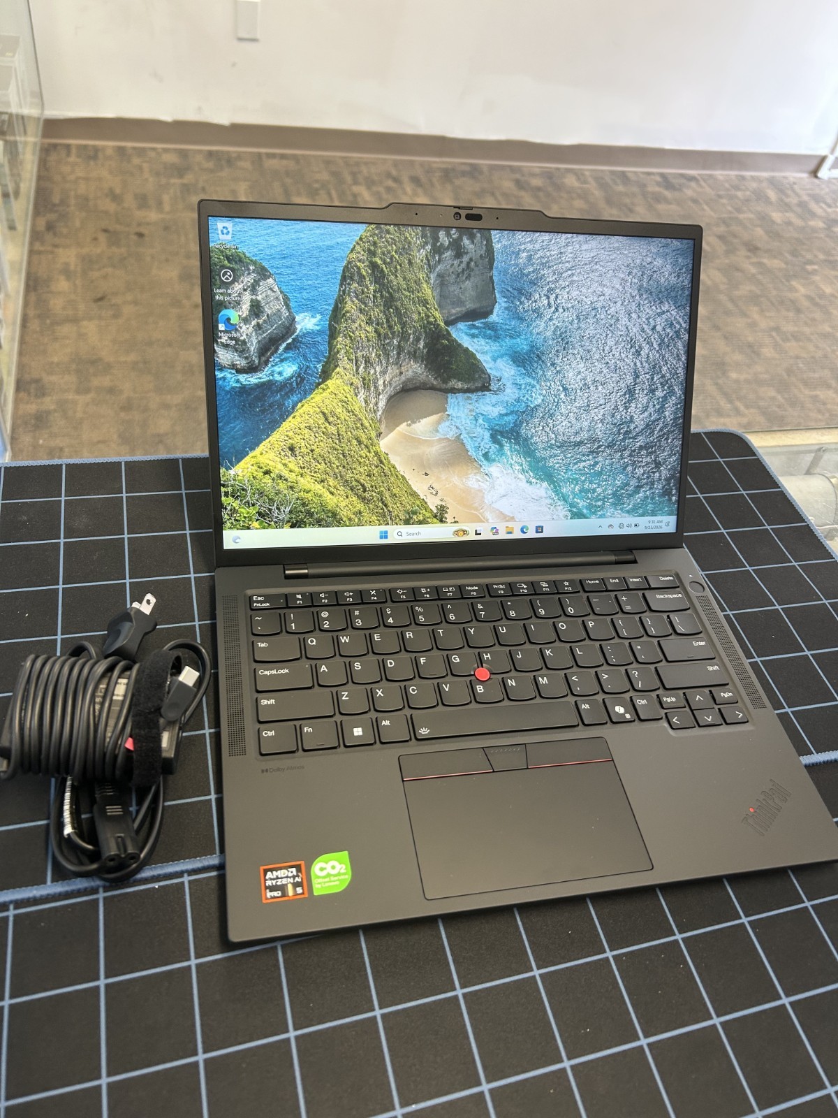 Lenovo ThinkPad T14s Gen 6 Amd Ryzen AI 5 Pro 340, 32GB RAM, 256GB SSD Touch