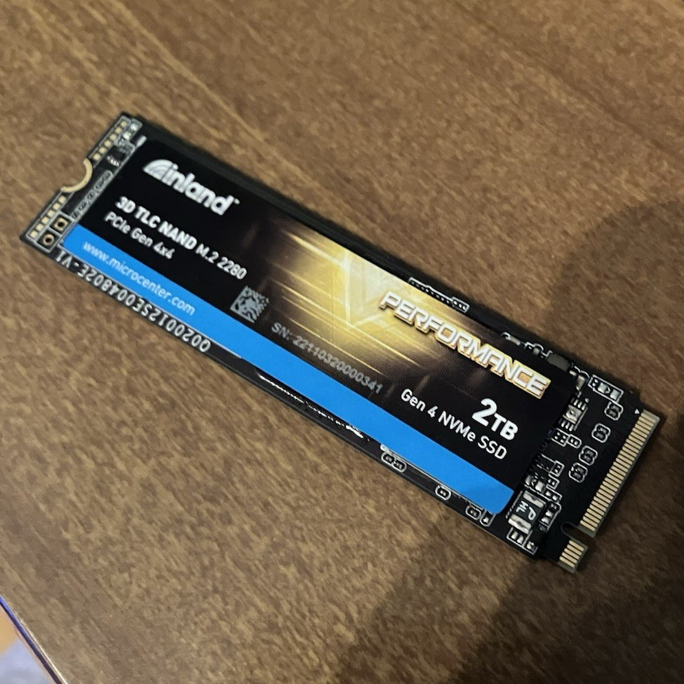 Inland Performance 2TB M.2 2280 NVMe Internal SSD DRAM 7200/6850MB/s