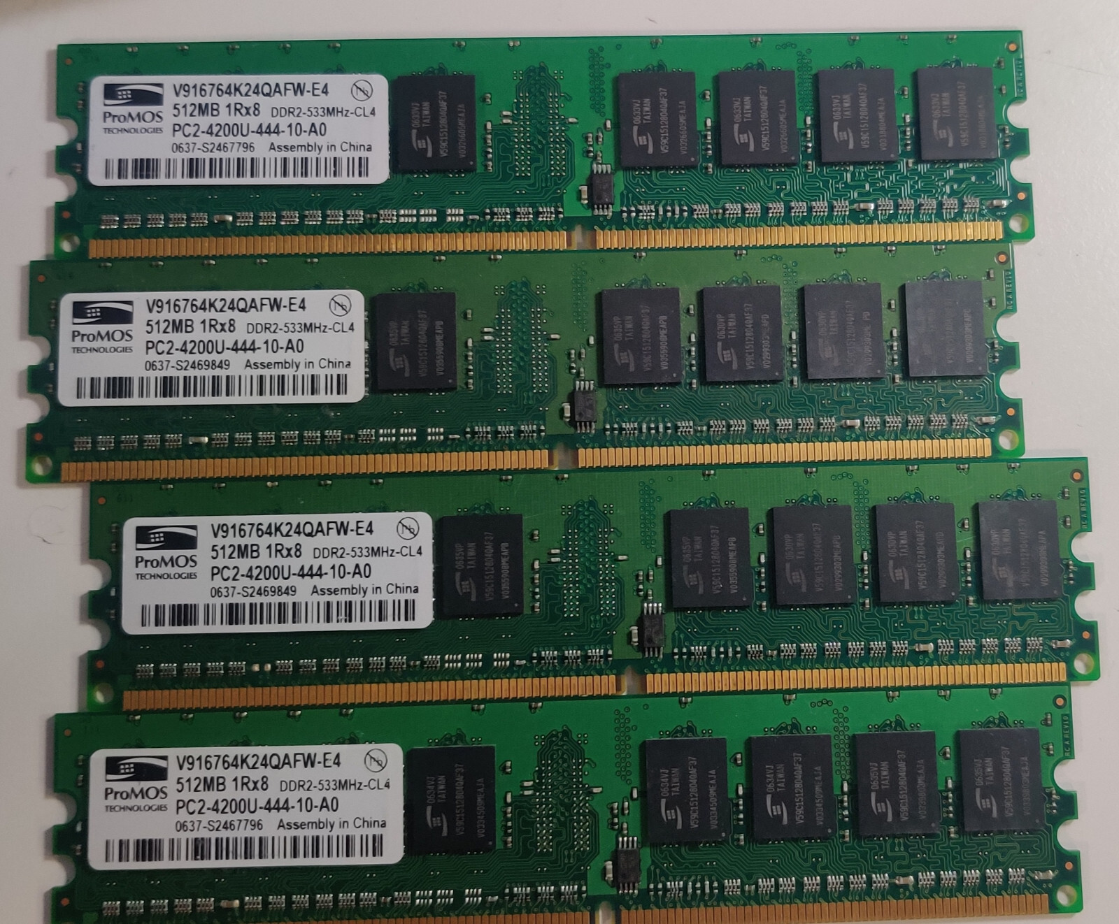 ProMOS Memory Card V916764K24QAFW-E4 2GB (4x512MB) 1Rx8 DDR2 533 Mhz PC2 4200U