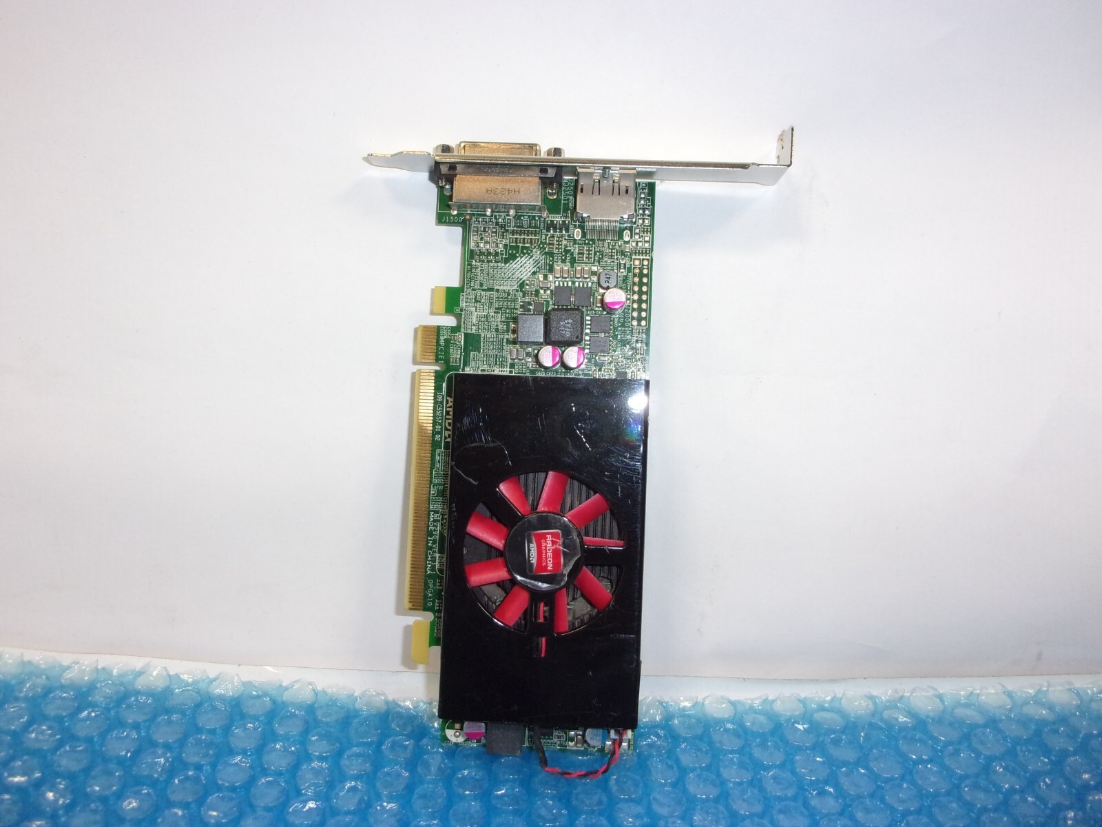 DELL AMD Radeon HD 8570 1GB GDDR3 Graphics Card 08HW0R 8HW0R