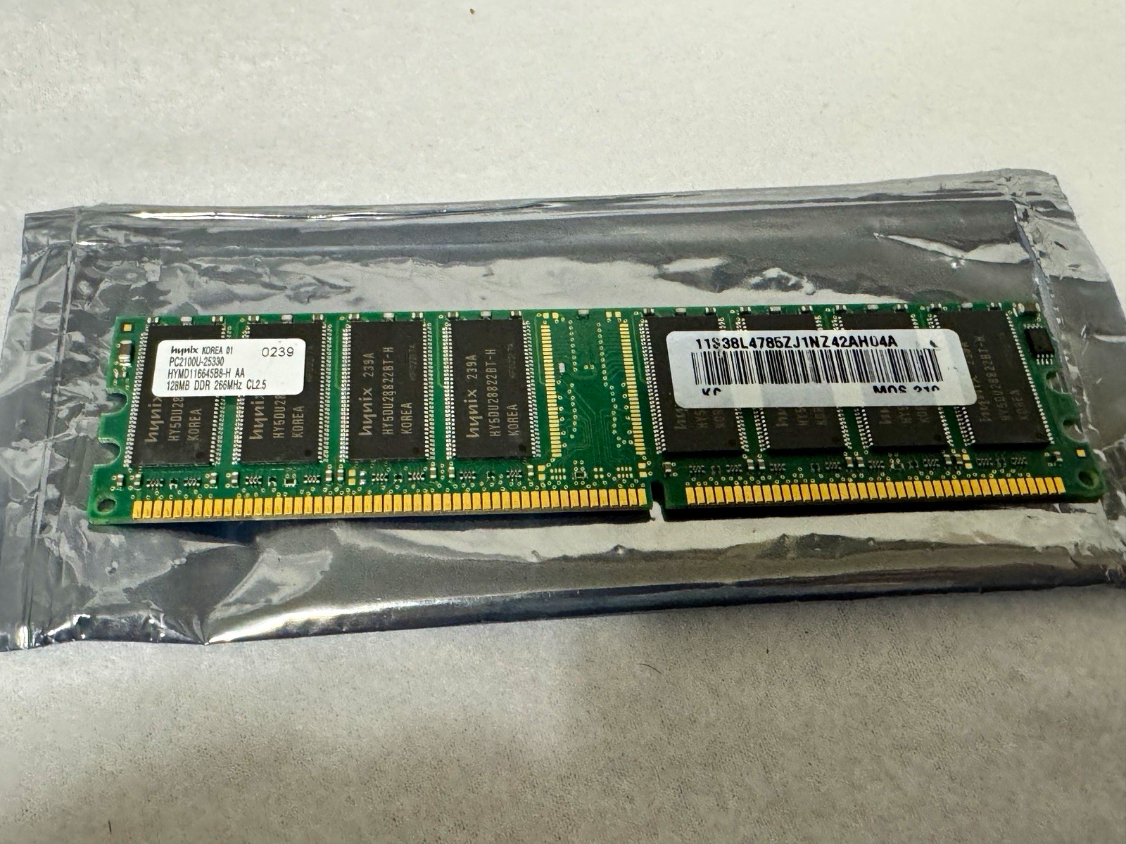 Hynix 128MB DDR1 SDRAM DIMM PC-2100 DDR-266 184-Pin PC2100U-25330