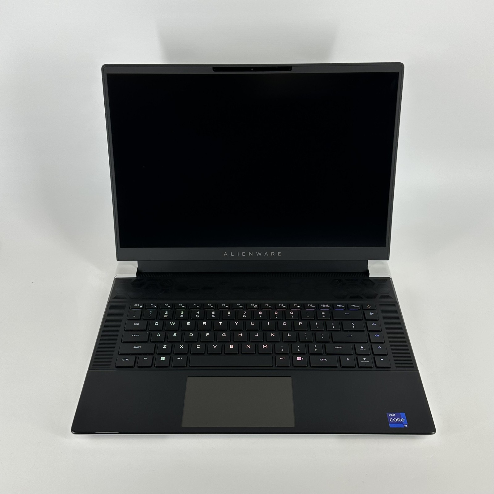 Dell Alienware X16 R1 240Hz QHD+ 2.6 GHz i9-13900HK 32GB 4TB/1TB RTX 4080 Good