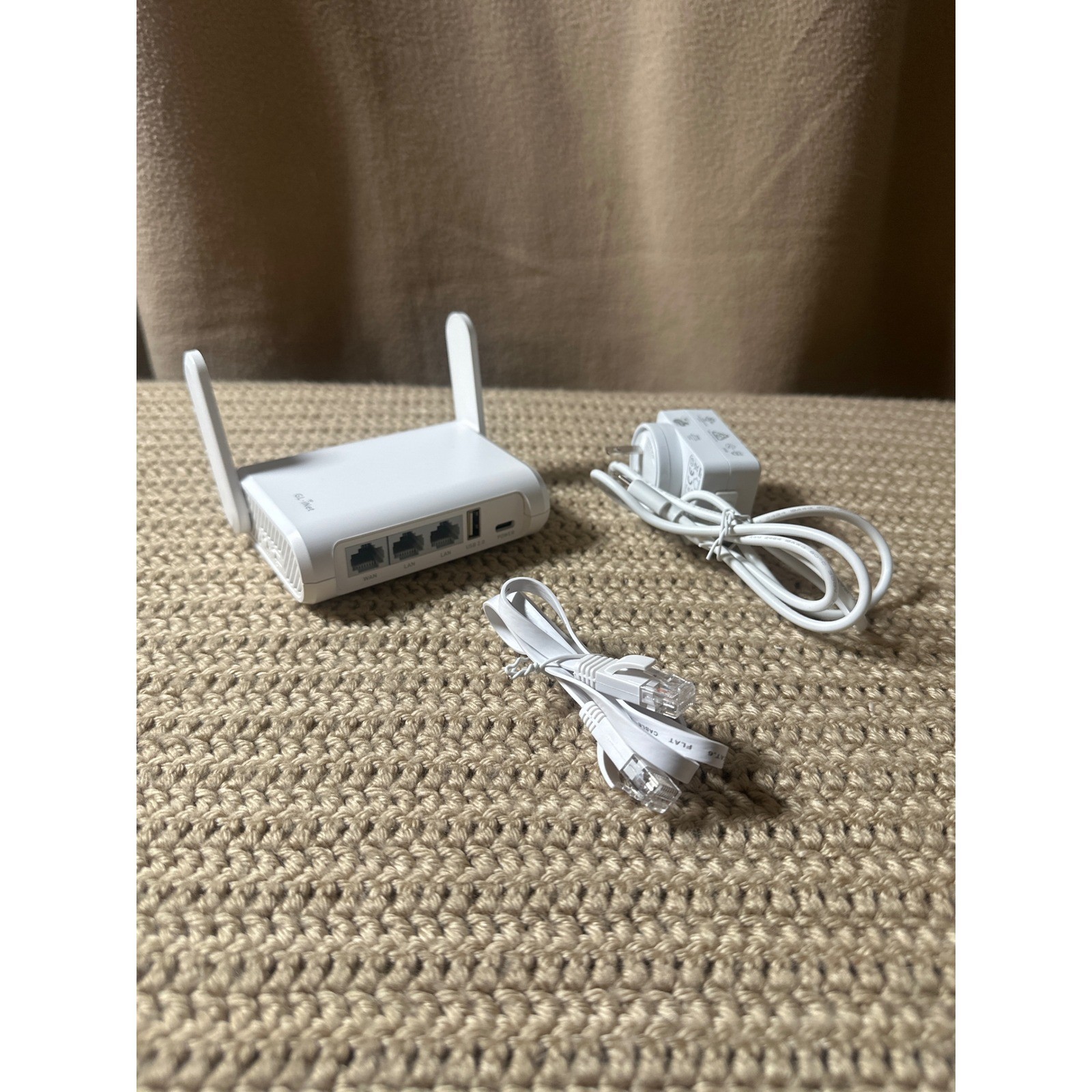 GL.iNet GL-SFT1200 Opal AC1200 Wireless Travel Router White Dual Band Gigabit