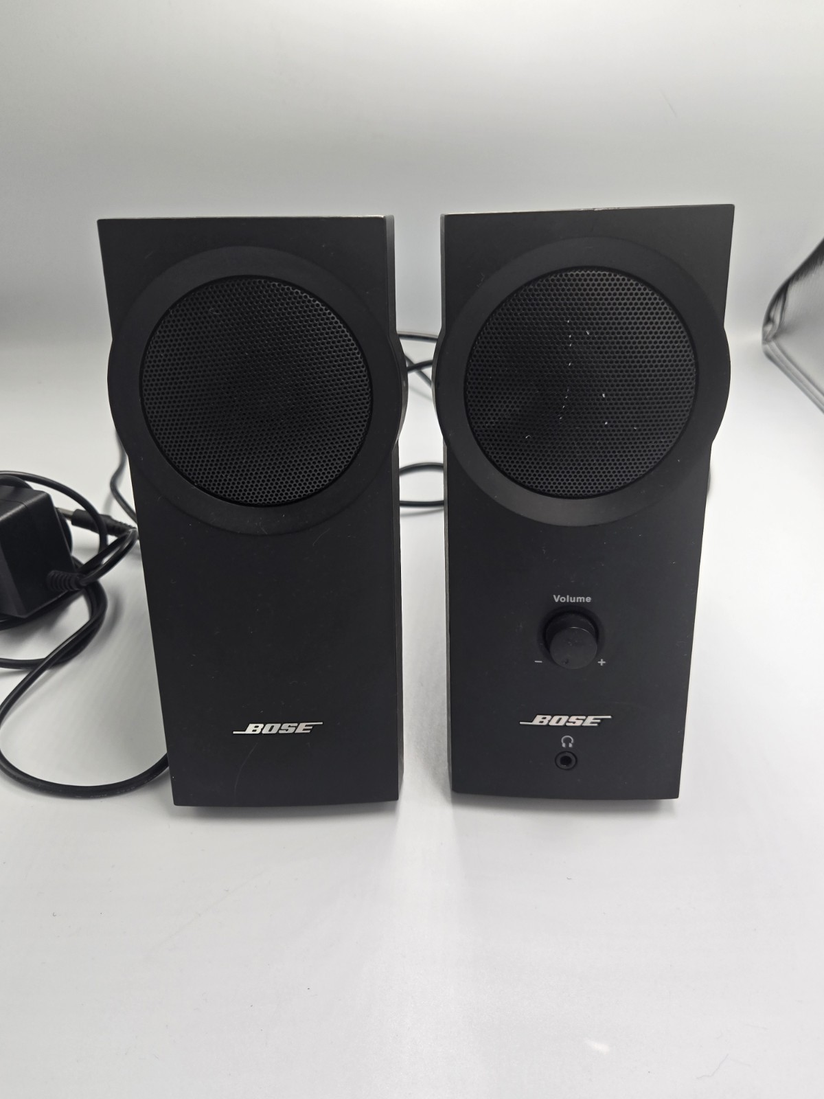 Bose Companion 2 Multimedia Speaker System For PC With Power Cord
