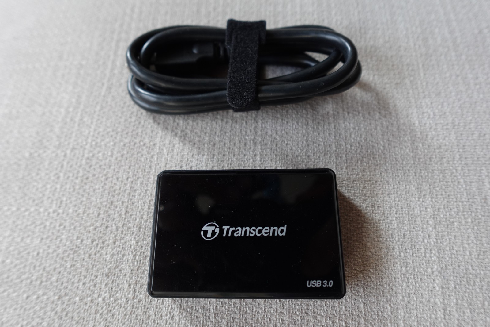 Transcend RDF8K Card Reader CF / MicroSD / SDHC SDXC SD Card Slot