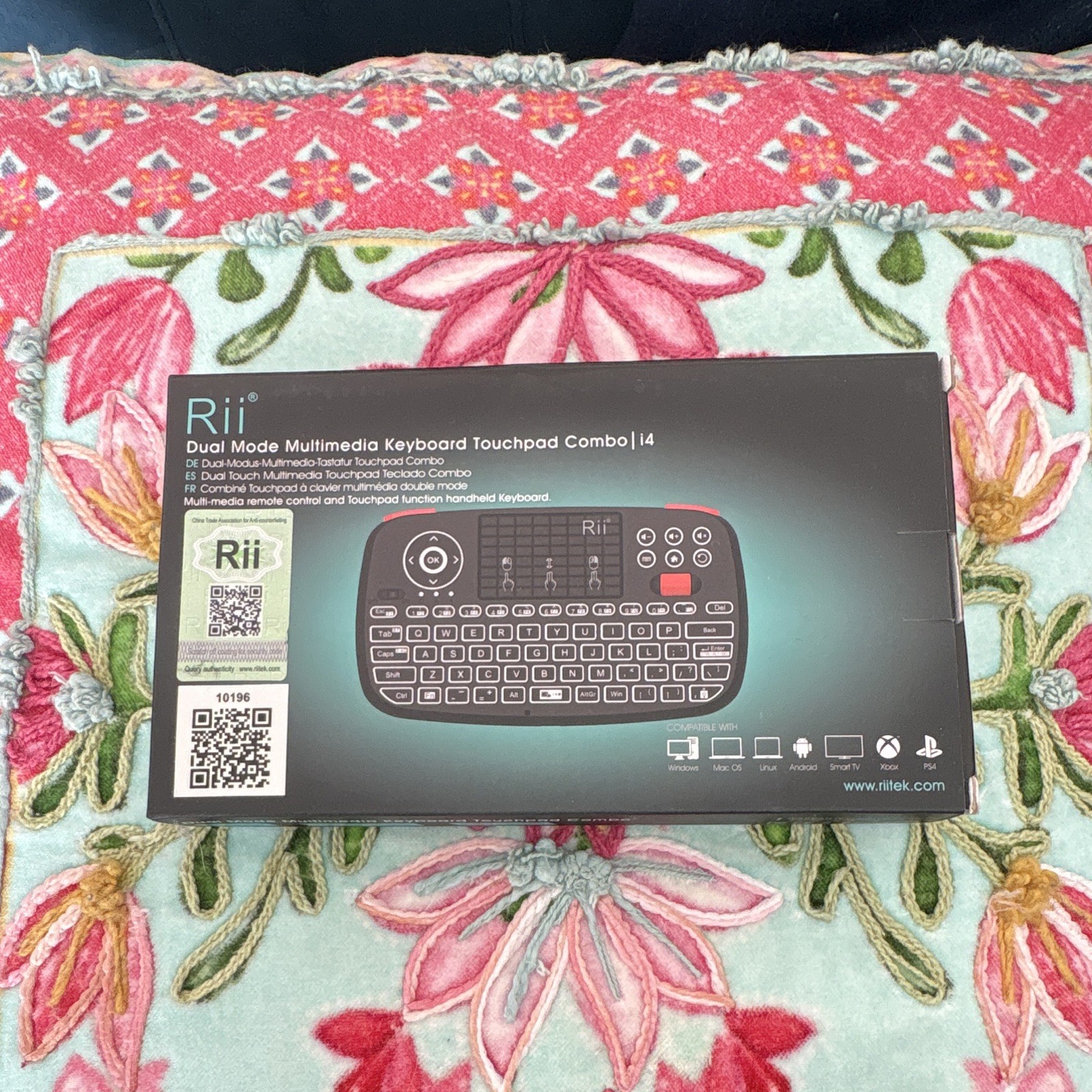 Rii i4 Dual Mode Mini Wireless Backlit Keyboard w/ Touchpad QWERTY Black