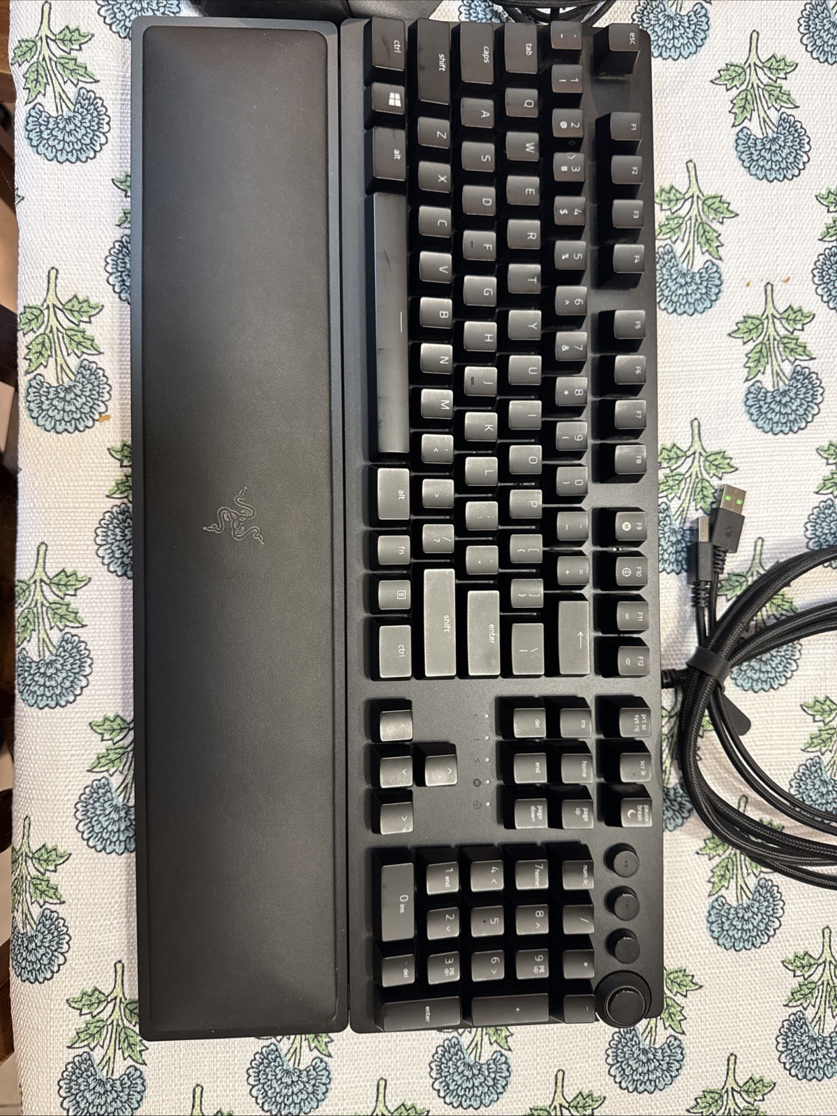 Razer Huntsman Elite Keyboard and Wrist Rest Set with Razor Basilisk Wired Mouse
