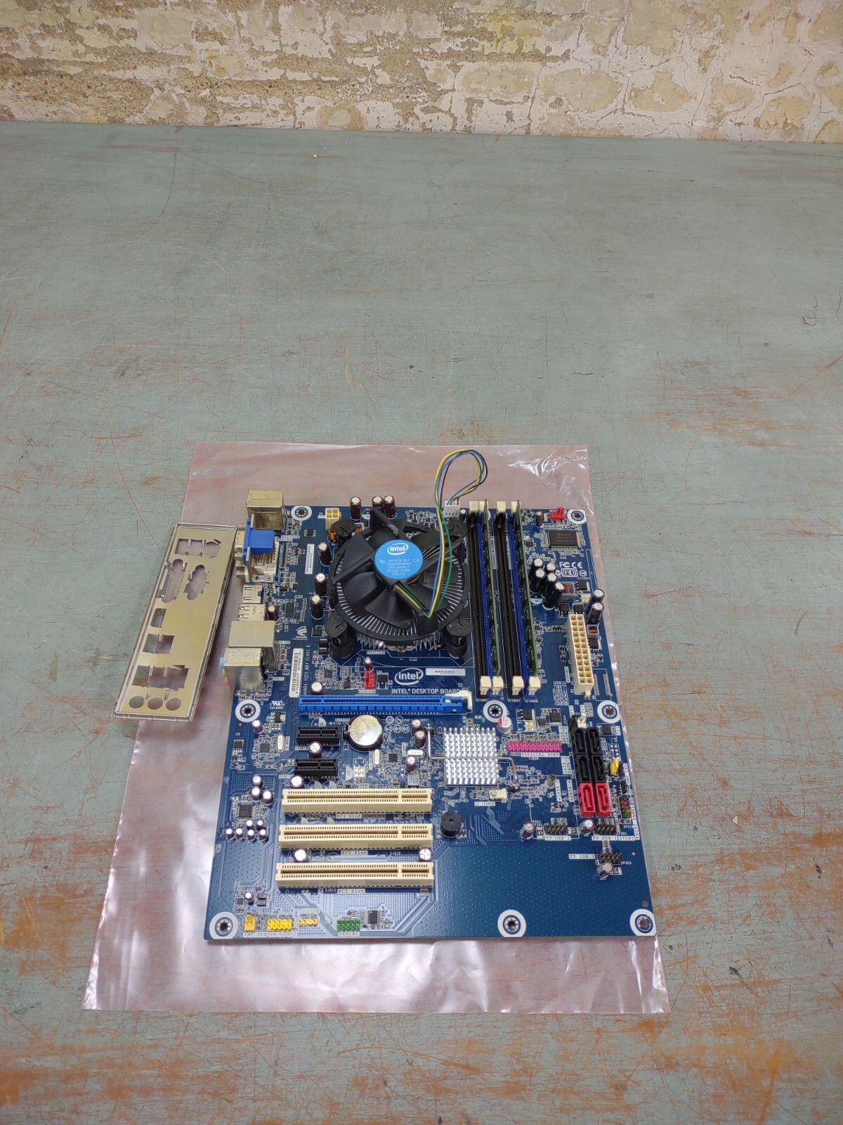 Intel DH55TC Socket LGA1156 Micro ATX Motherboard CORE i5 ,8GB RAM, I/O PLATE 