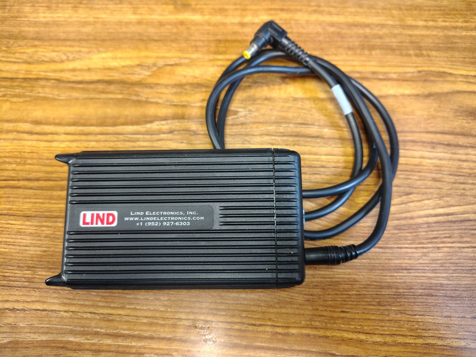 lind electronics Automobile Adapter #PA1555-3906 FA