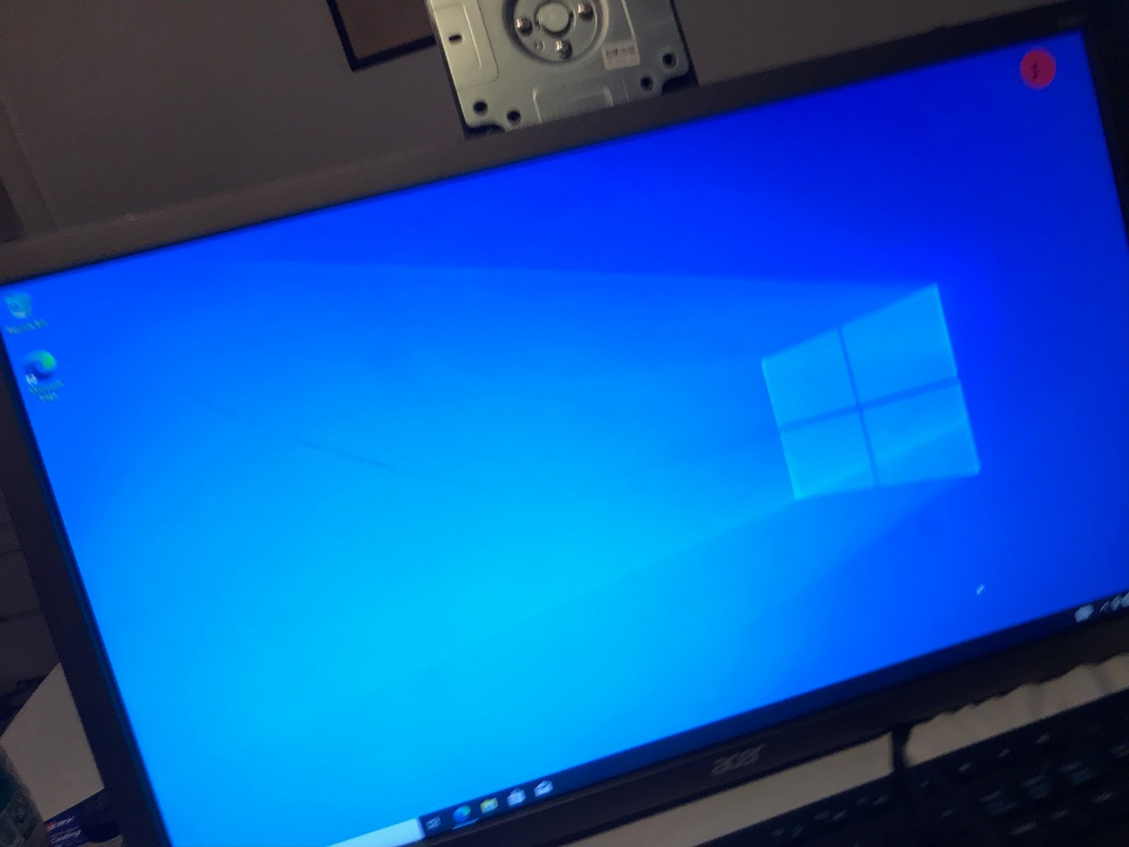 Acer B246HL 24" LCD Monitor Powers On Screen Scratches VGA DVI DP No Stand