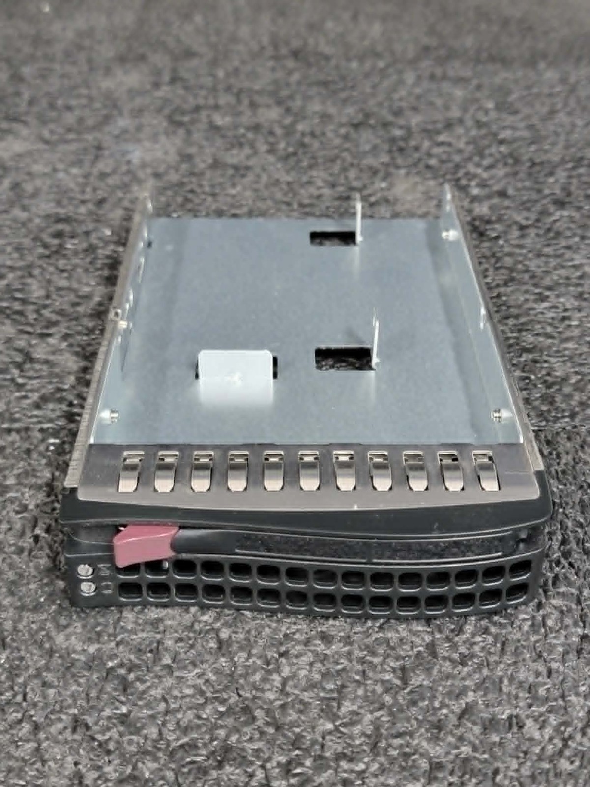 Lot 10 Supermicro MCP-220-00043-0N Server Hard Drive Caddy Tray 2.5" to 3.5"