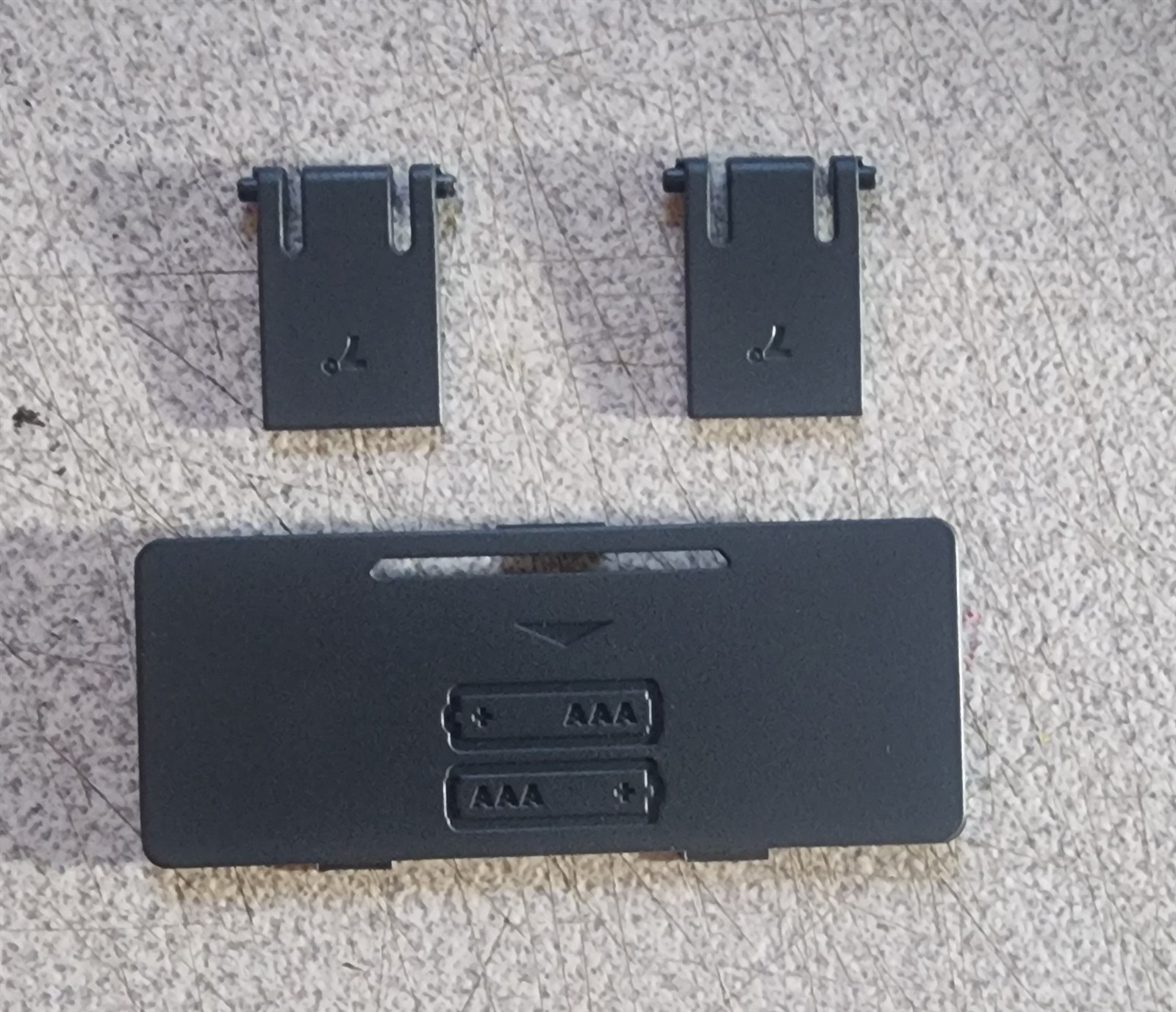 Genuine Logitech MK320 Replacement Keyboard Feet & Battery Cover Logi