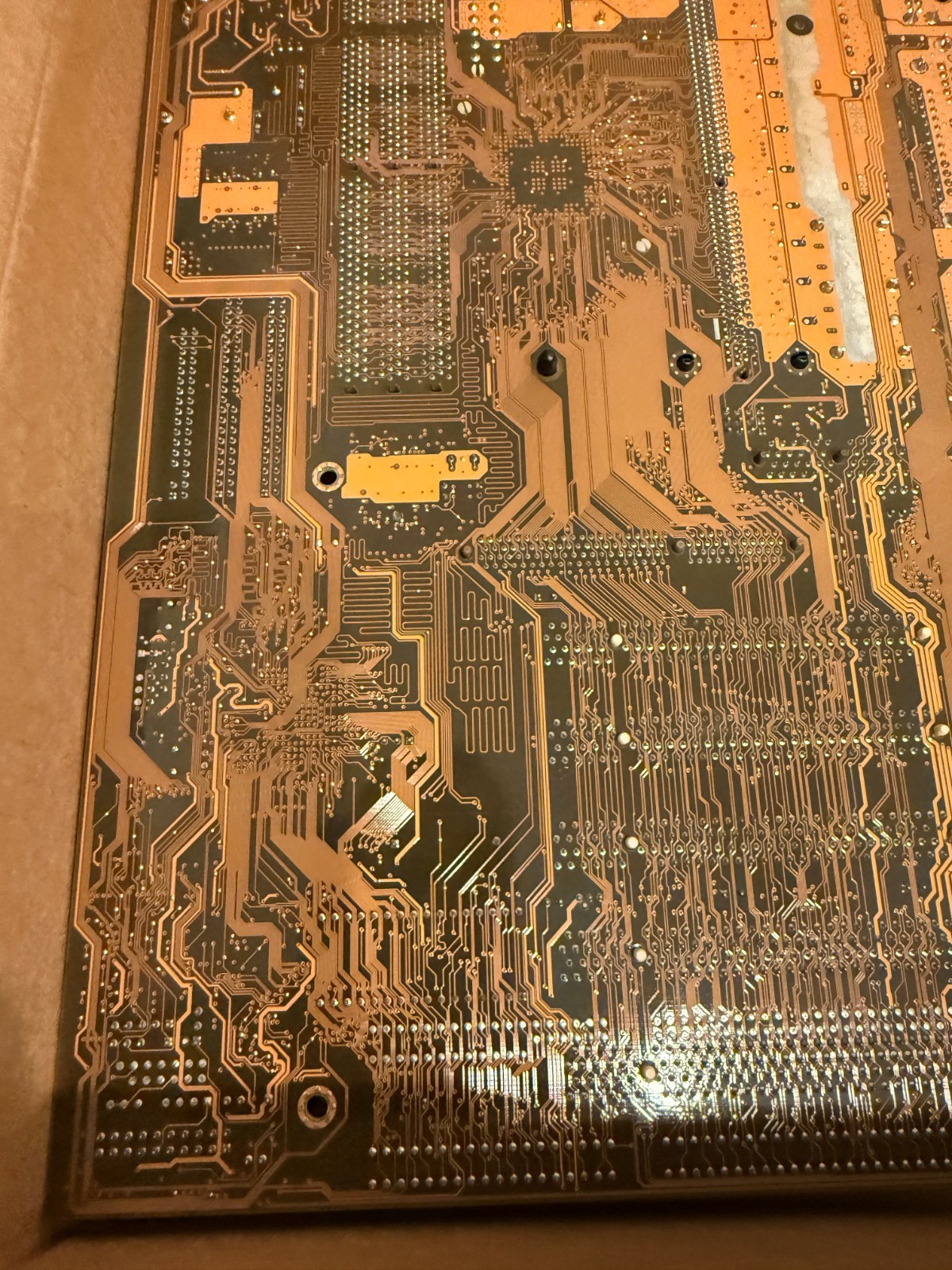 Asus K7M Motherboard Revision 1.04 w/ AMD ATHLON Processor and 3x Memory Slots