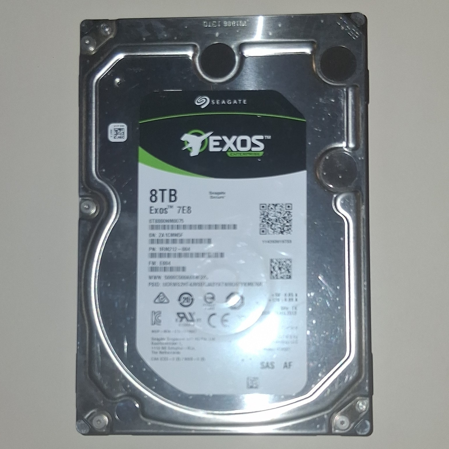 Seagate Exos 7E8 ST8000NM0075 8TB 3.5" SAS 7200RPM 256MB HDD