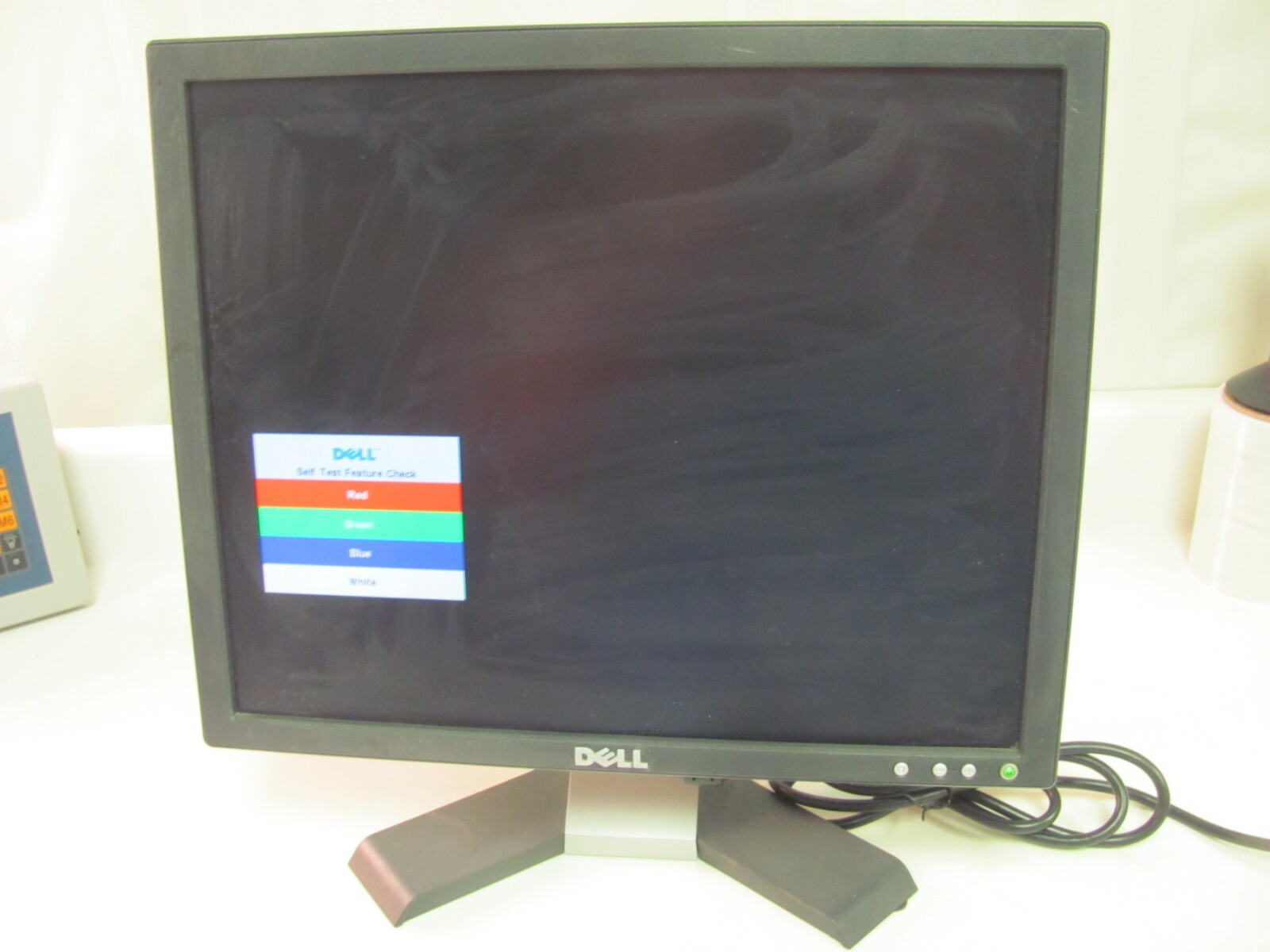 Dell E176FPc 17" LCD Flatscreen 5:4 VGA TFT Monitor + Stand & Cords CC639 MC040