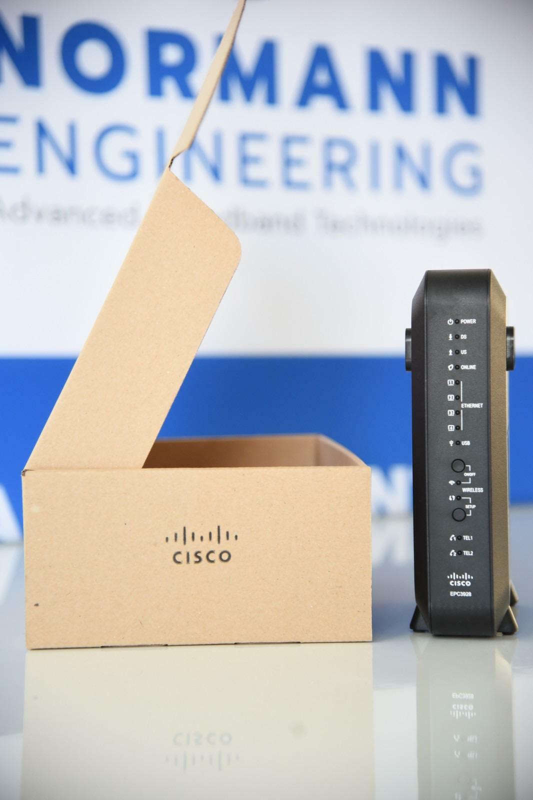 Cisco EPC3928 S 8x4 EuroDOCSIS 3.0 Wireless Cable Gateway, 50 pieces
