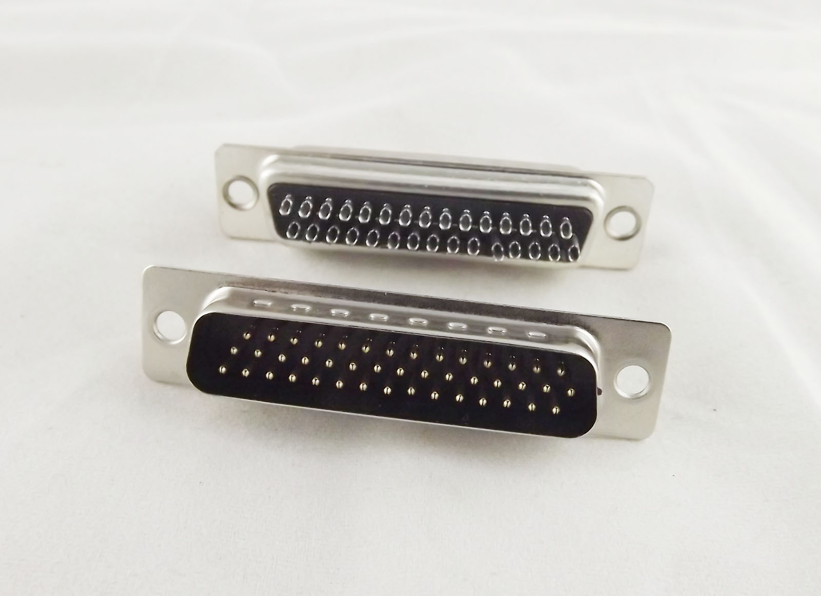 10pcs D-SUB 44 Pin DB44 Male Plug Solder Type Straight Adapter Connector 3 Rows