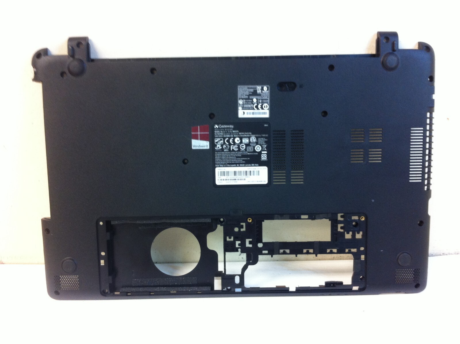 GATEWAY NE52214U MS2370 Laptop Original Bottom Base Chassis Case 140