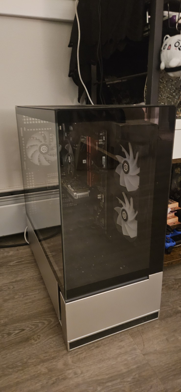 Gaming PC Ryzen 5 5500 RX 6400 16GB RAM 500GB SSD Windows 11 RGB WiFi