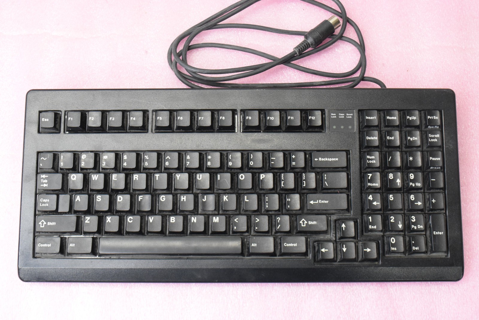 Cherry Model MY 1800 D-91275 G81-1841HBAUS/00 Black AT Keyboard - TESTED