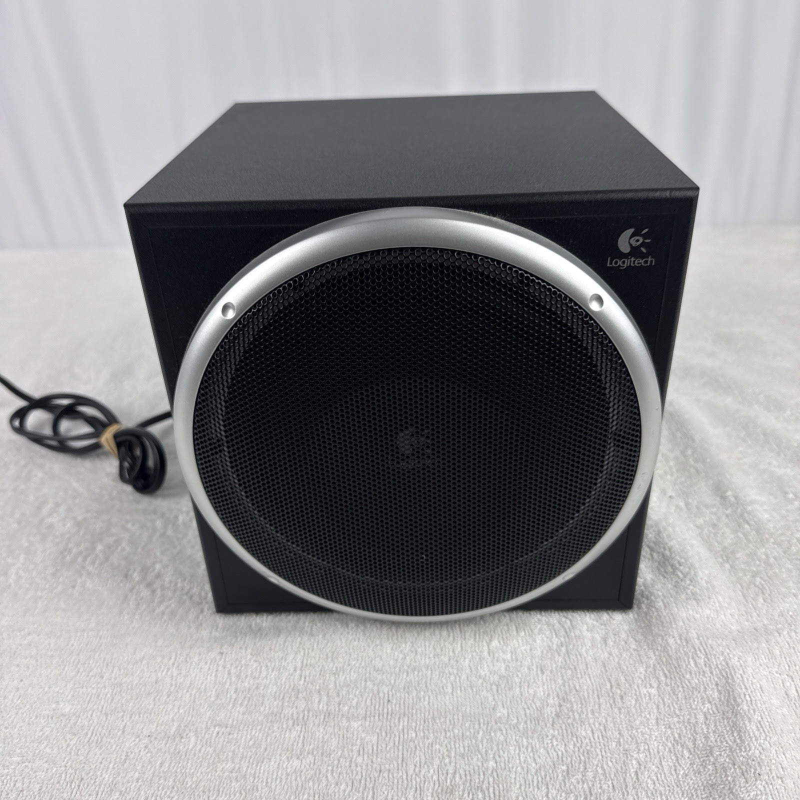 Logitech Z-640 Computer Sub Woofer Speaker