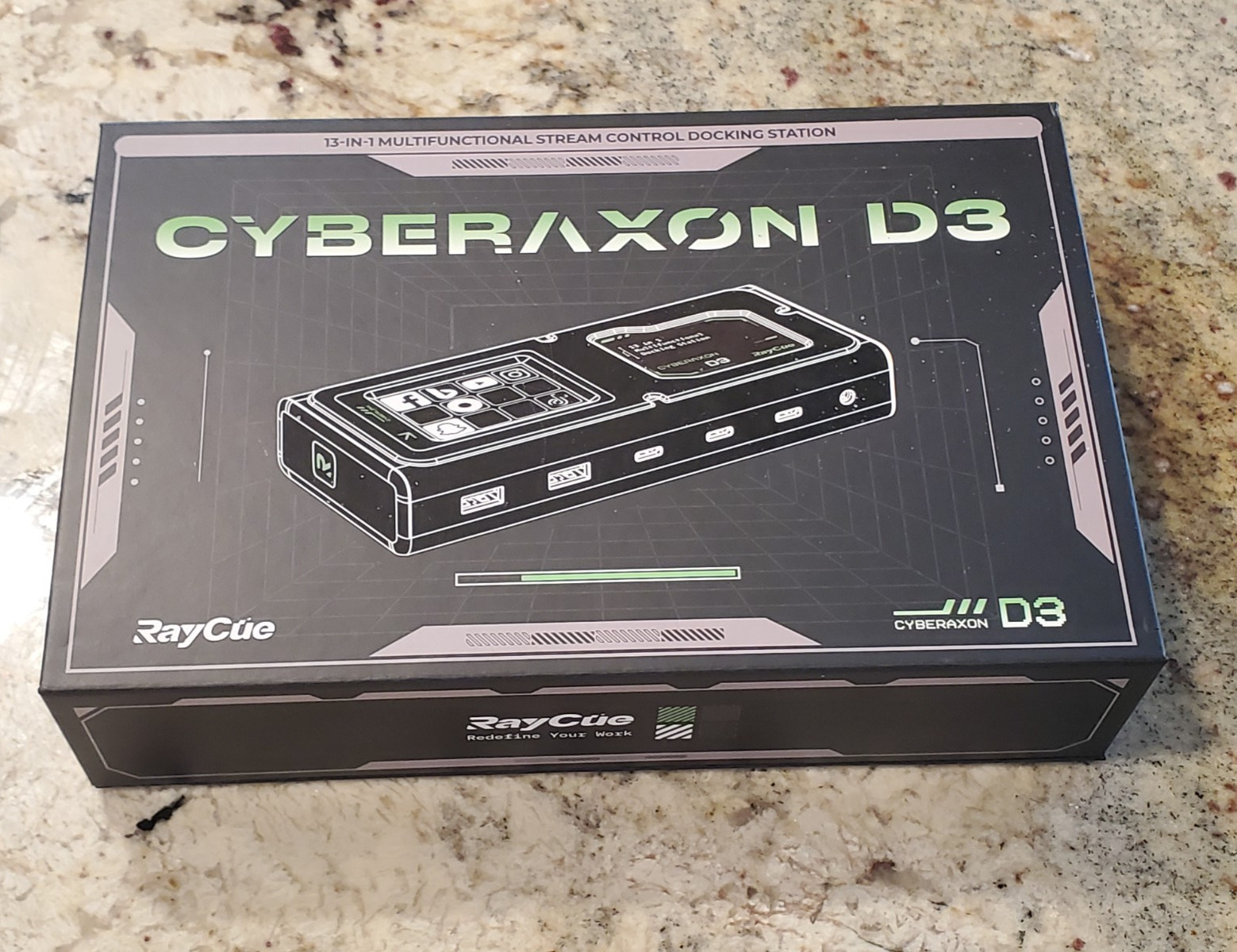 MINT RayCue CyberAxon D3 Multifunctional 13-in-1 Stream Control Docking Station