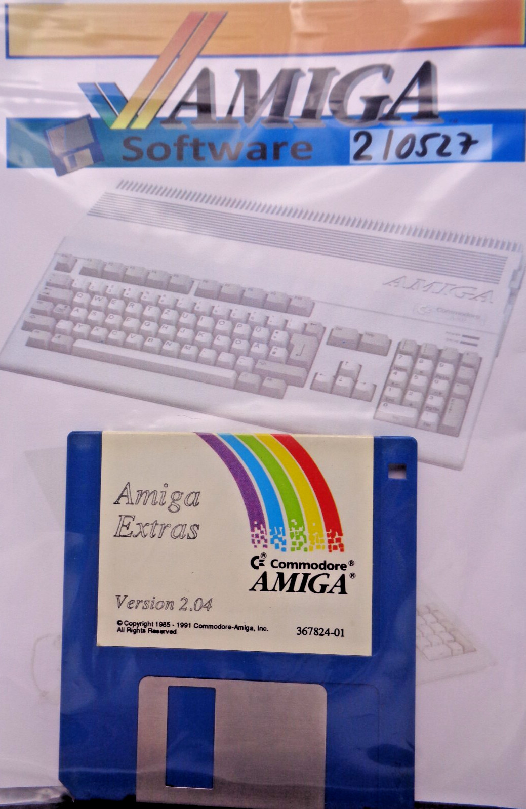 COMMODORE AMIGA -- AMIGA EXTRAS 2.04 (COMMODORE)