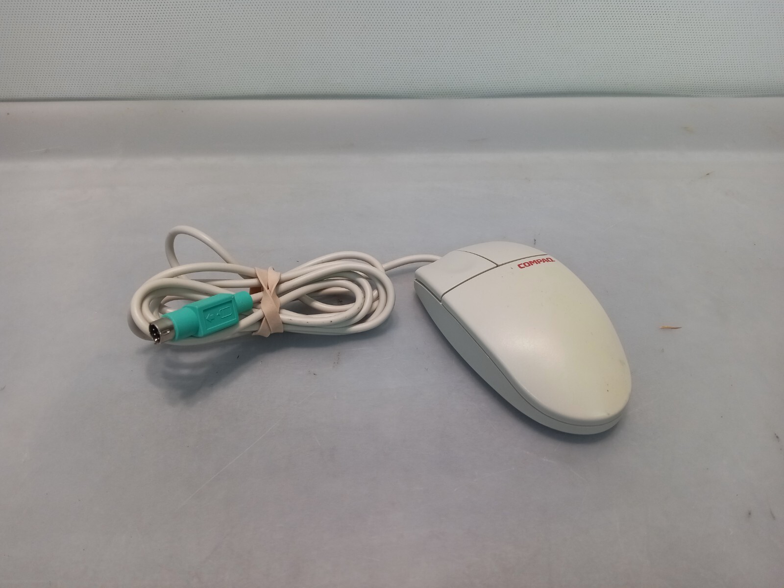Vintage Compaq Logitech 2-Button Mechanical Ball Mouse PS/2 M-S34 166861-001