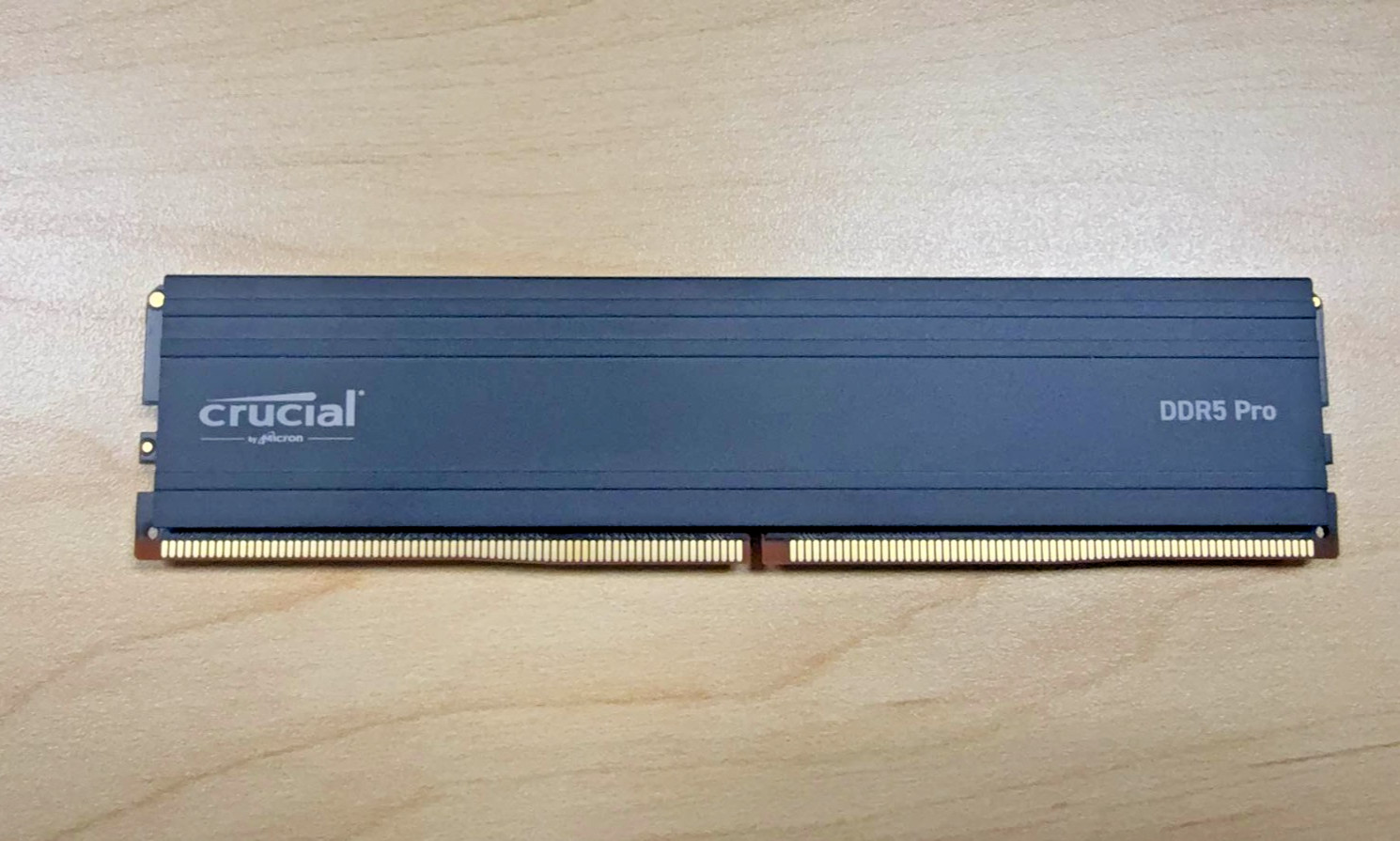Crucial Pro 64GB DDR5-5600 UDIMM CP64G56C46U5 - Single - OEM Packaging