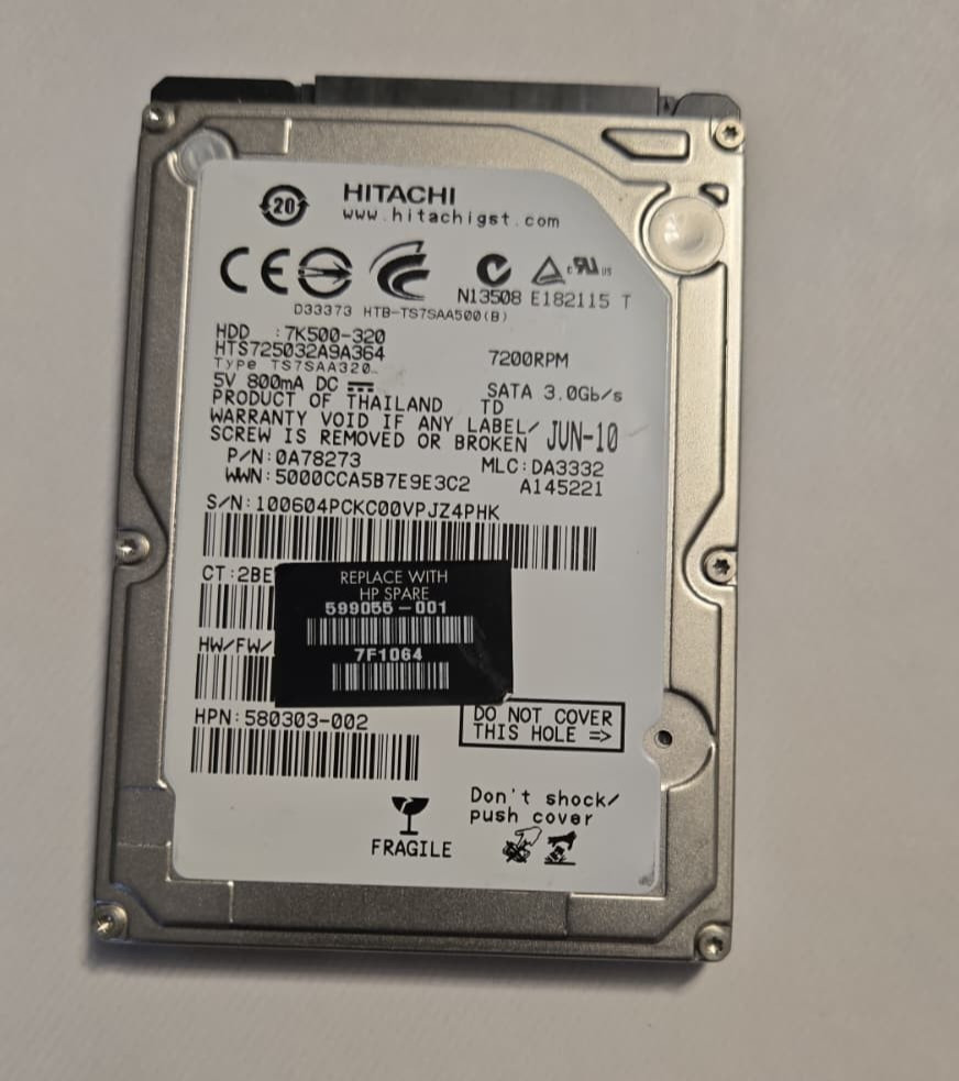 Hitachi HTS725032A9A364 678934-004 7K500-320 599055-00 6Gs 32mb  2.5" Sata 320gb