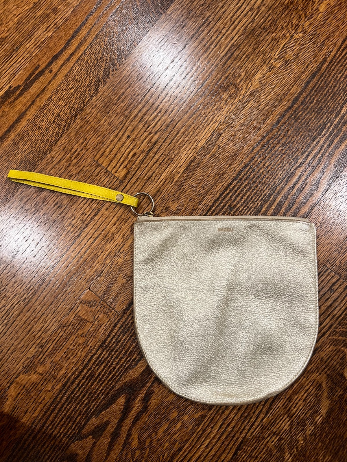BAGGU Large U-Pouch Metallic Beige