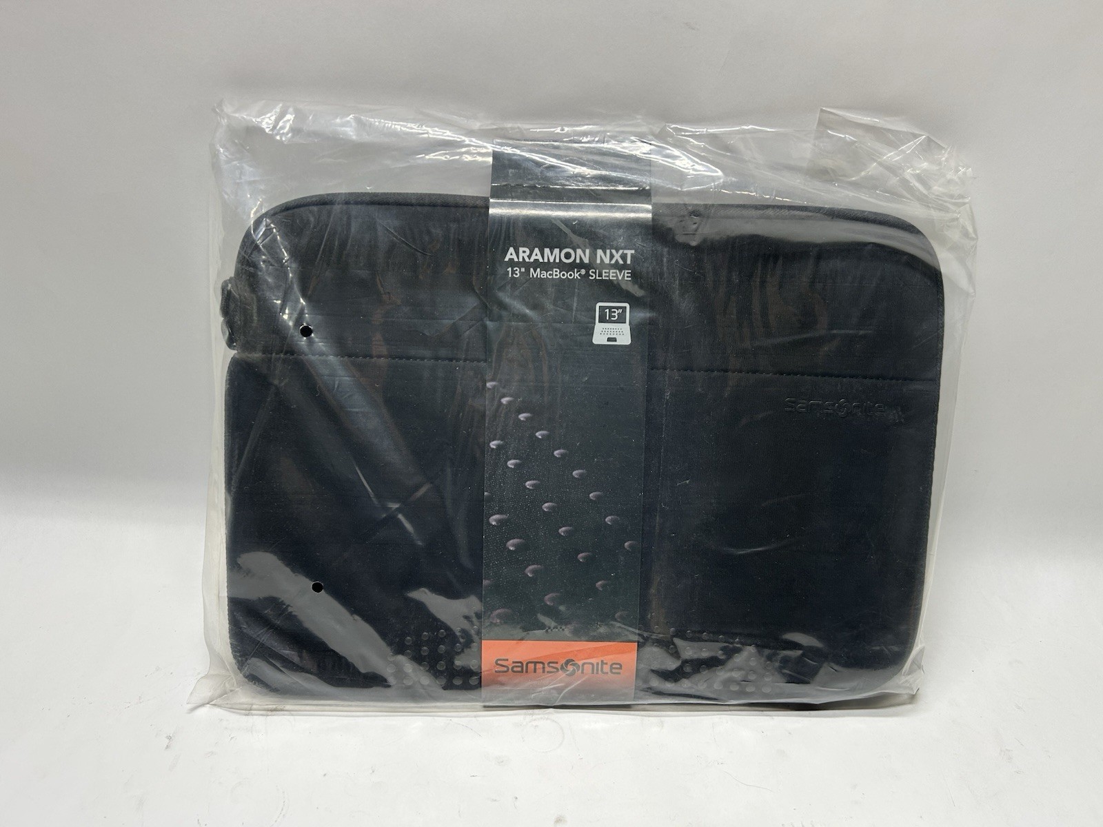 SAMSONITE ARAMON NXT 13" Macbook SLEEVE 43319-1041 Brand New