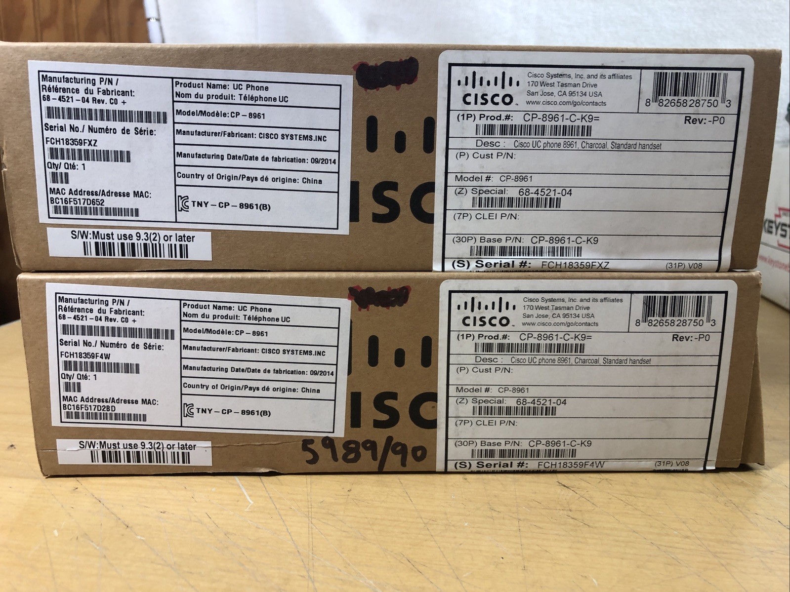 Lot of 2 - Cisco 8961 Gigabit IP Phones CP-8961-C-K9 (5989)