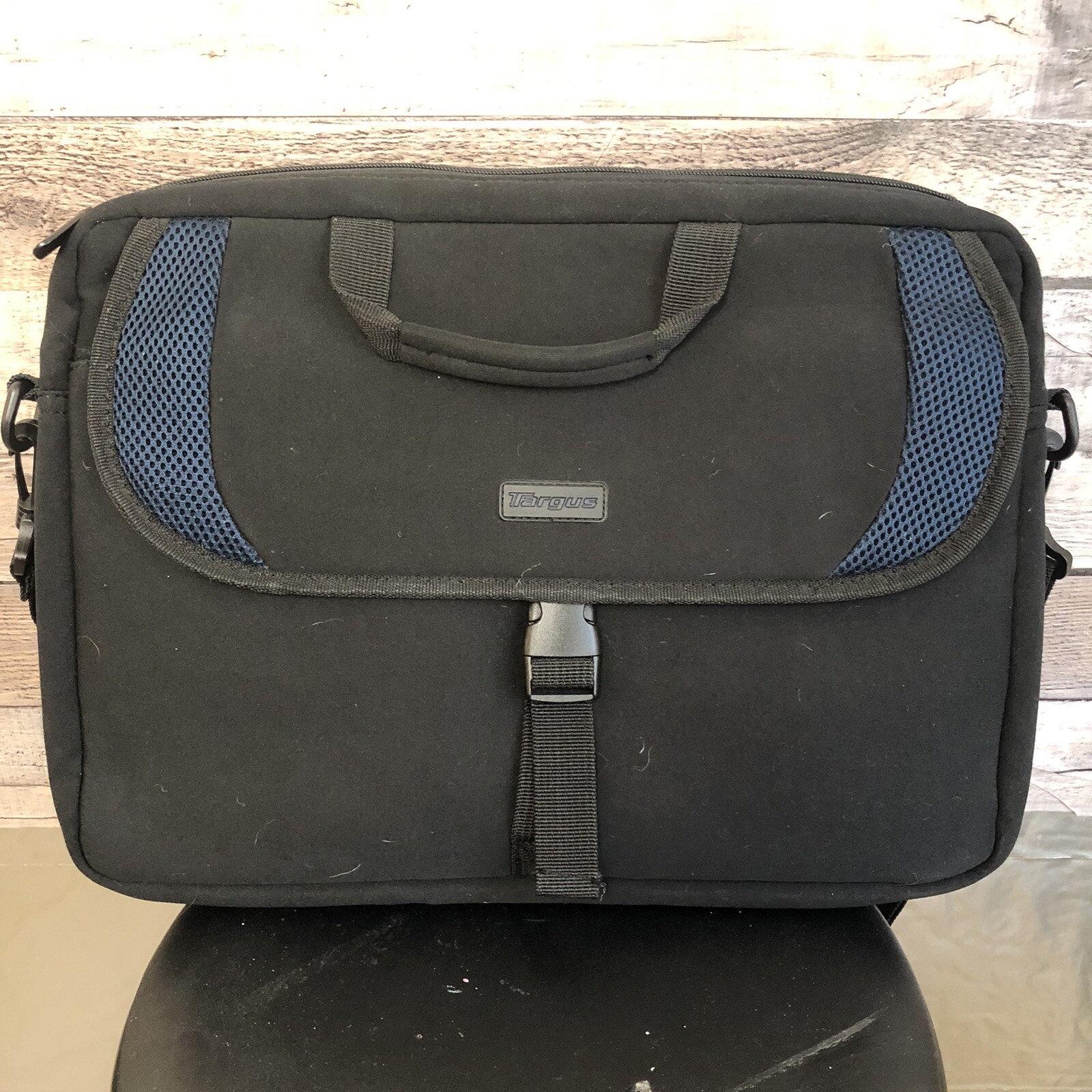 Targus CVR200 16" Sport Laptop Notebook Sleeve - Black Slipcase for Laptop