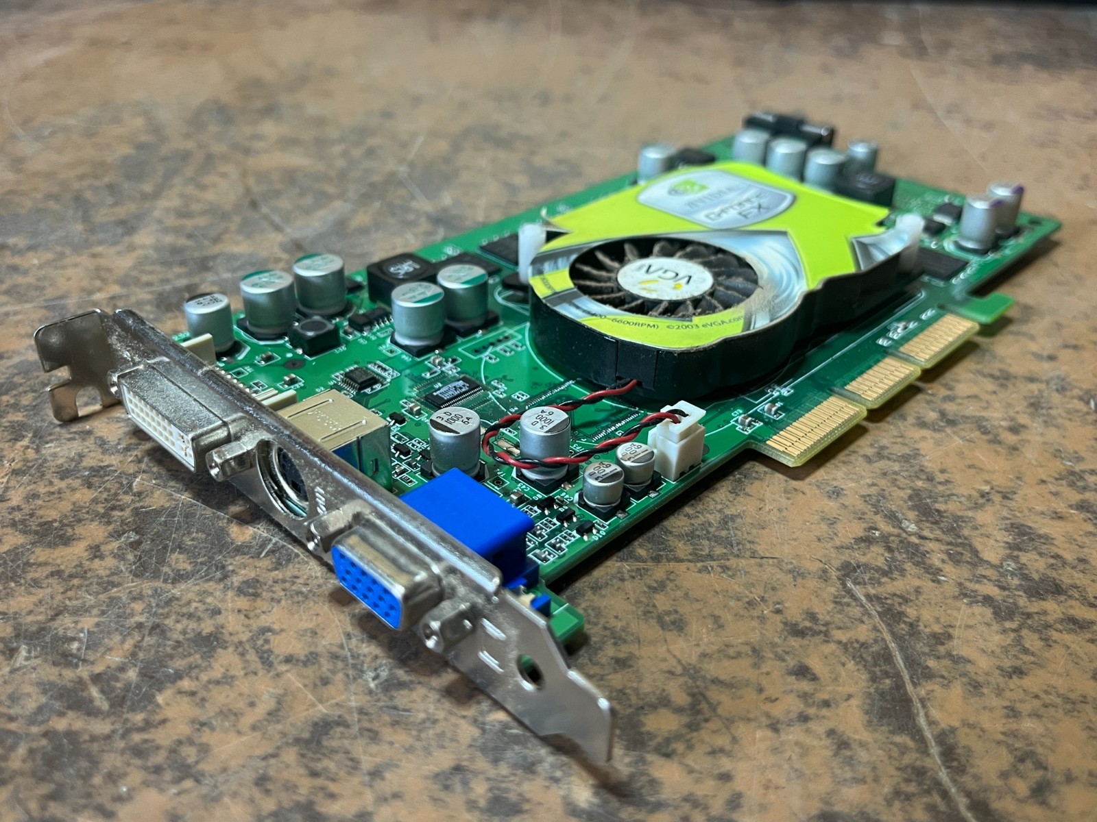EVGA GeForce FX 5900 SE 128MB AGP Video Card VGA DVI S-Video 128-A3-N321-TX