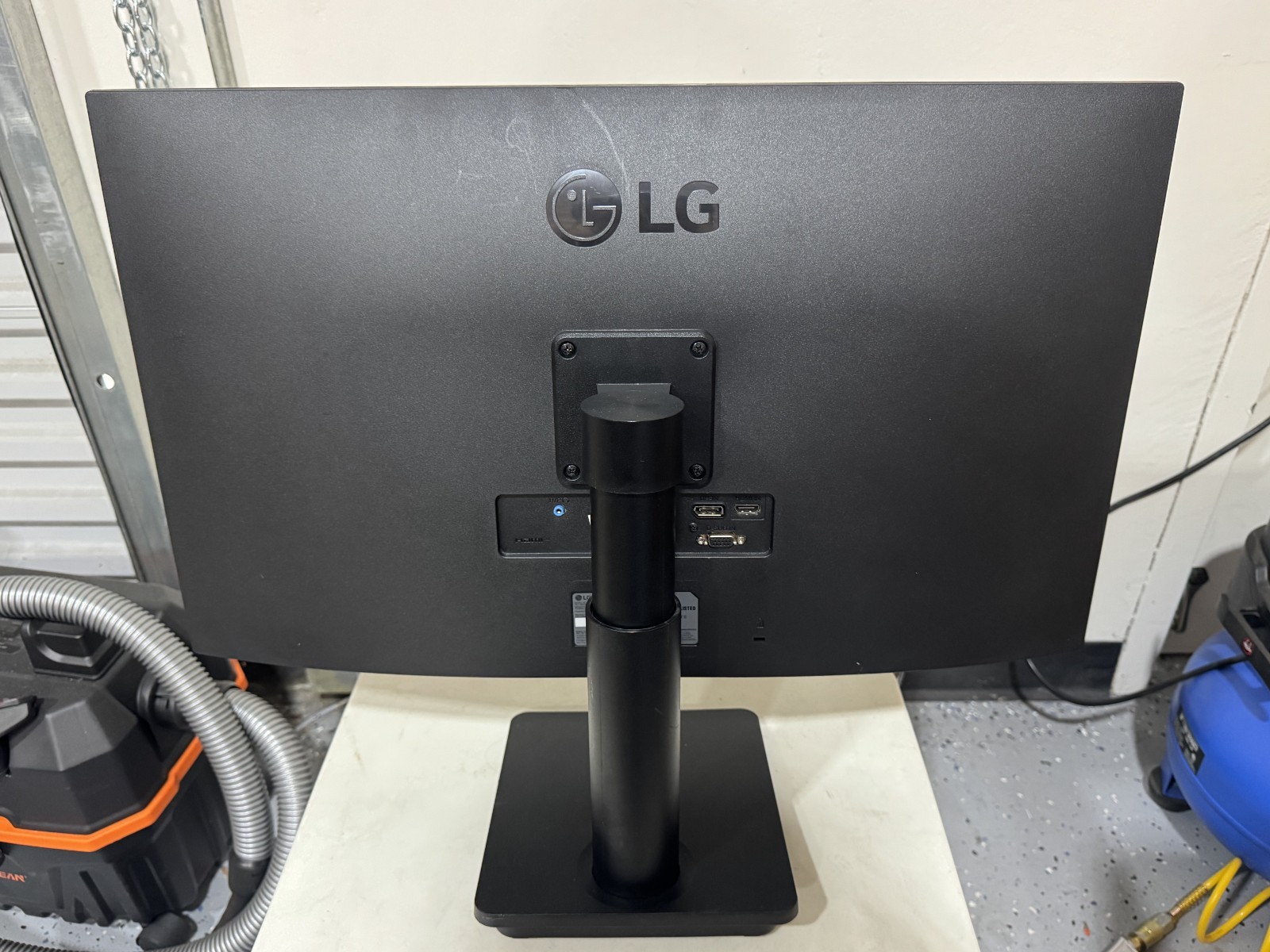 LG 27MQ44B-B 27" IPS Monitor