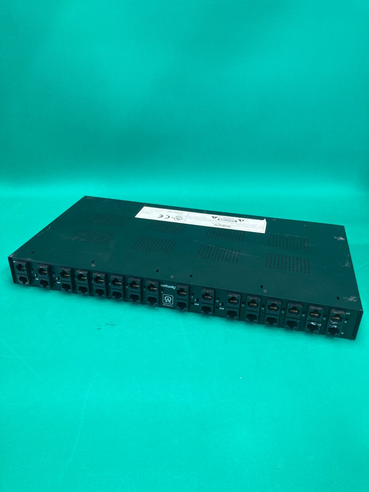 Altronix NetWay16  16-Port PoE Midspan Injector
