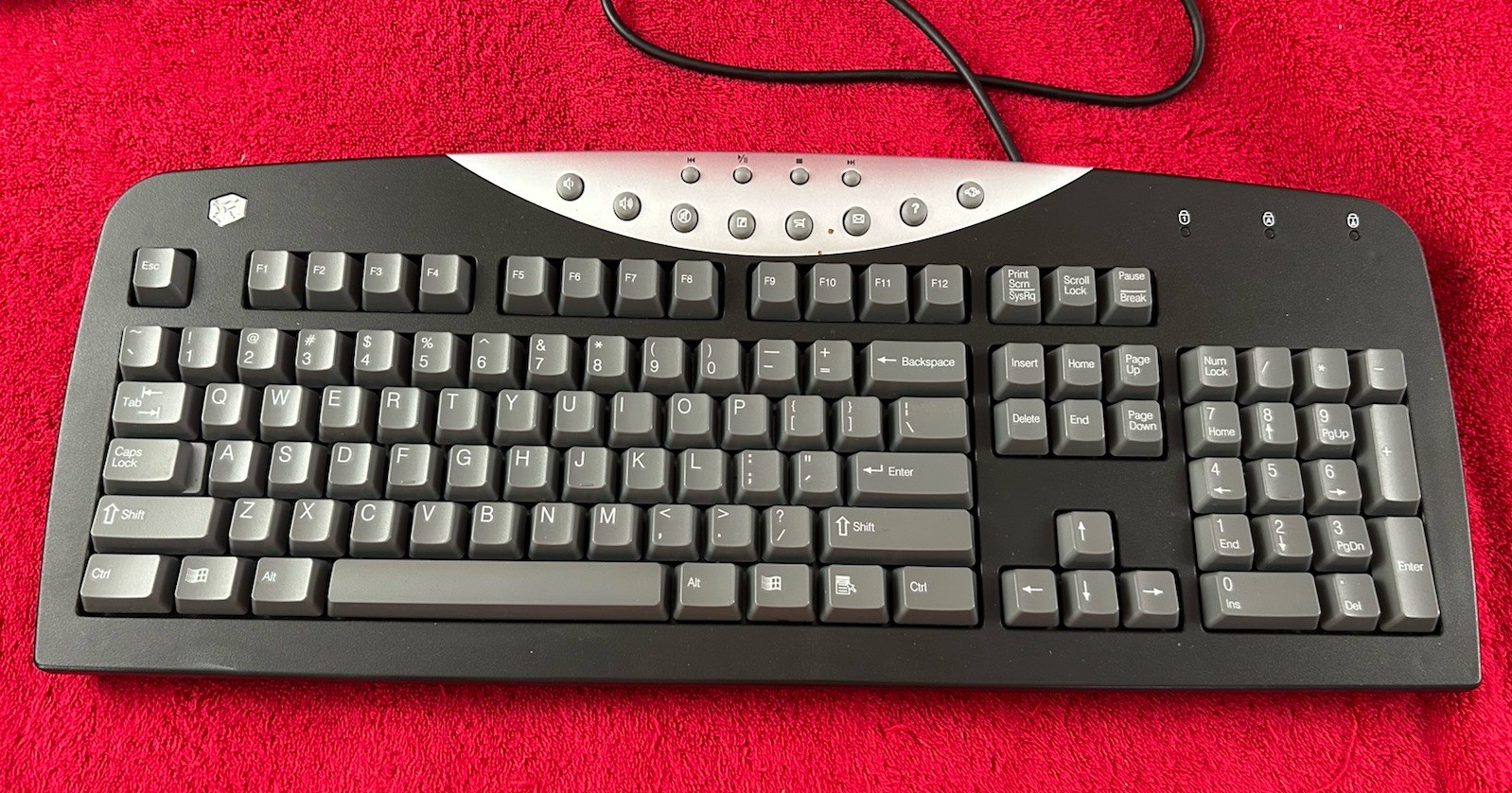 Gateway RT3602 Black PS/2 Keyboard Vintage Wired Computer Keyboard P/N 7003990