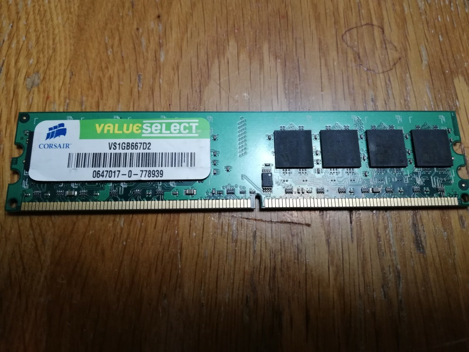 Desktop Memory.1x1GB CORSAIR VS1GB667D2,DDR2,PC2-5300 (667MHz),240PIN.