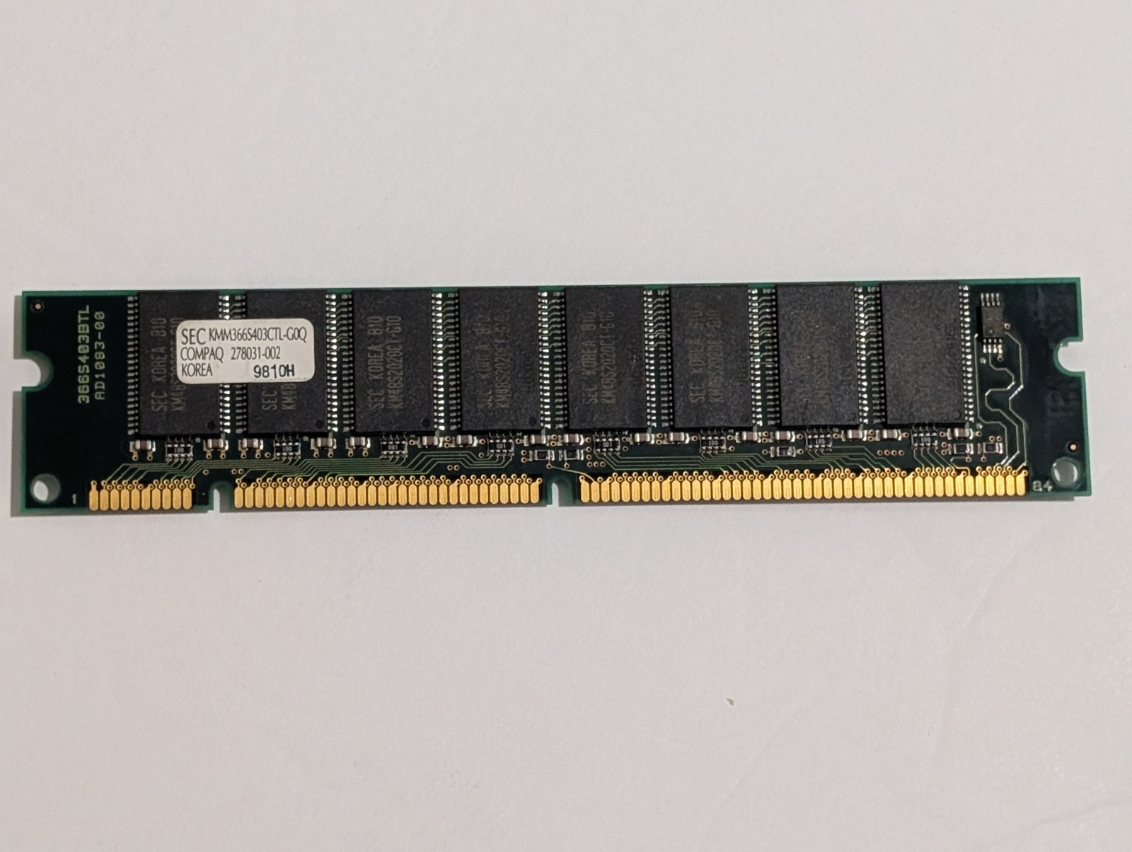Vintage Compaq 32MB PC66 SDRAM 168-Pin DIMM RAM Memory Module KMM366S403CTL-G0Q