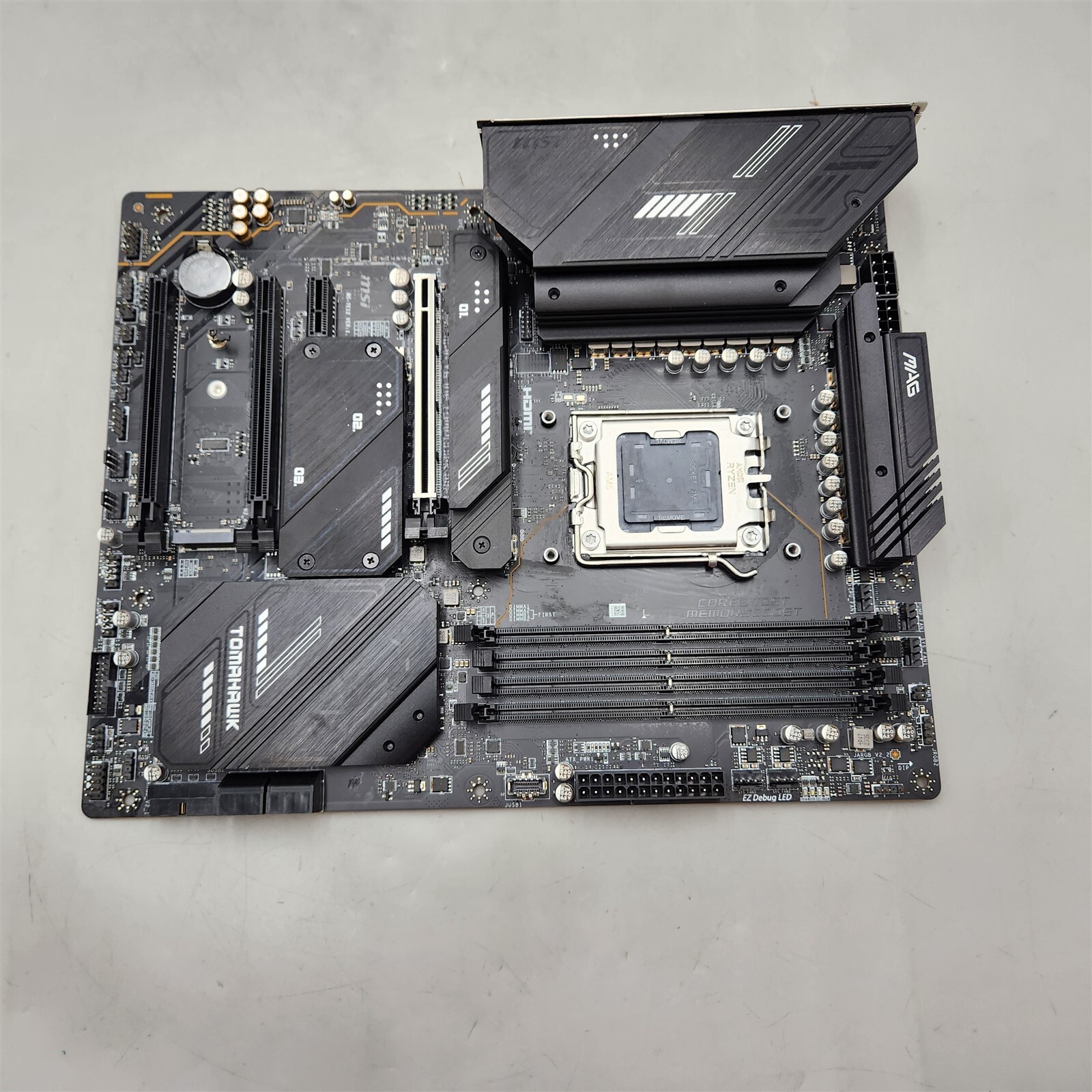 MSI MAG X670E Tomahawk WiFi Gaming Motherboard (AMD AM5, DDR5, PCIe 5.0, ATX)