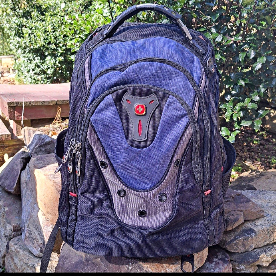 Wenger SwissGear Ibex 17" Laptop Backpack Blue Black Travel Bag GA-7316-06F00