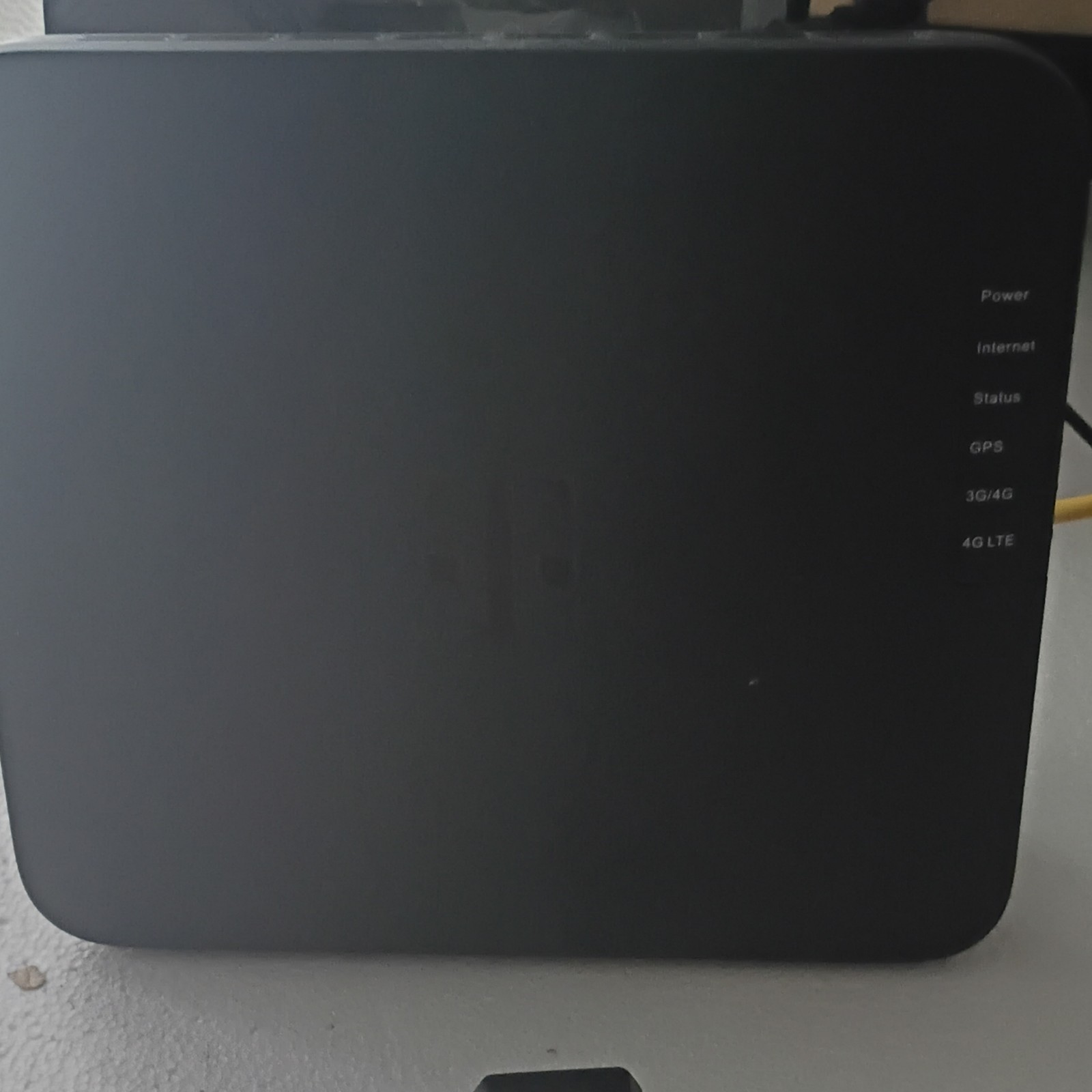 Nokia SS2FII Femtocell Multi-band SOHO Router T-Mobile 4G LTE Wi-Fi Ethernet GPS