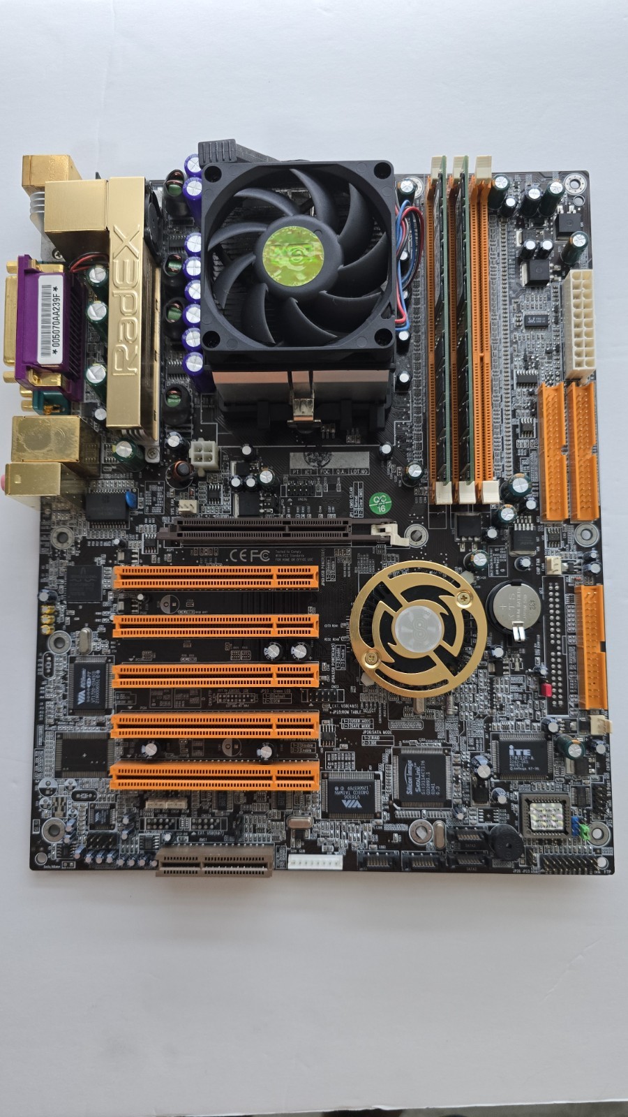 Chaintech Zenith ZNF3-250 Motherboard Athlon 64 3200+ CPU Kingston RAM Vintage