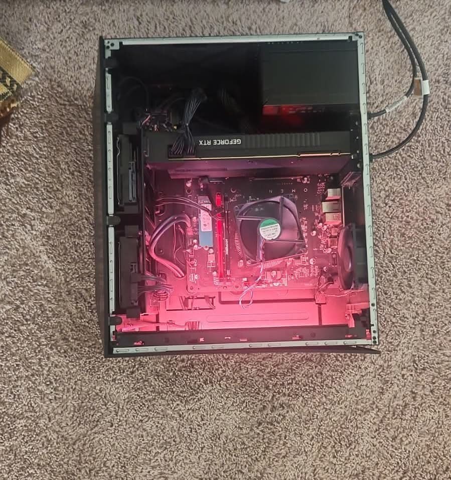 HP Omen 25L