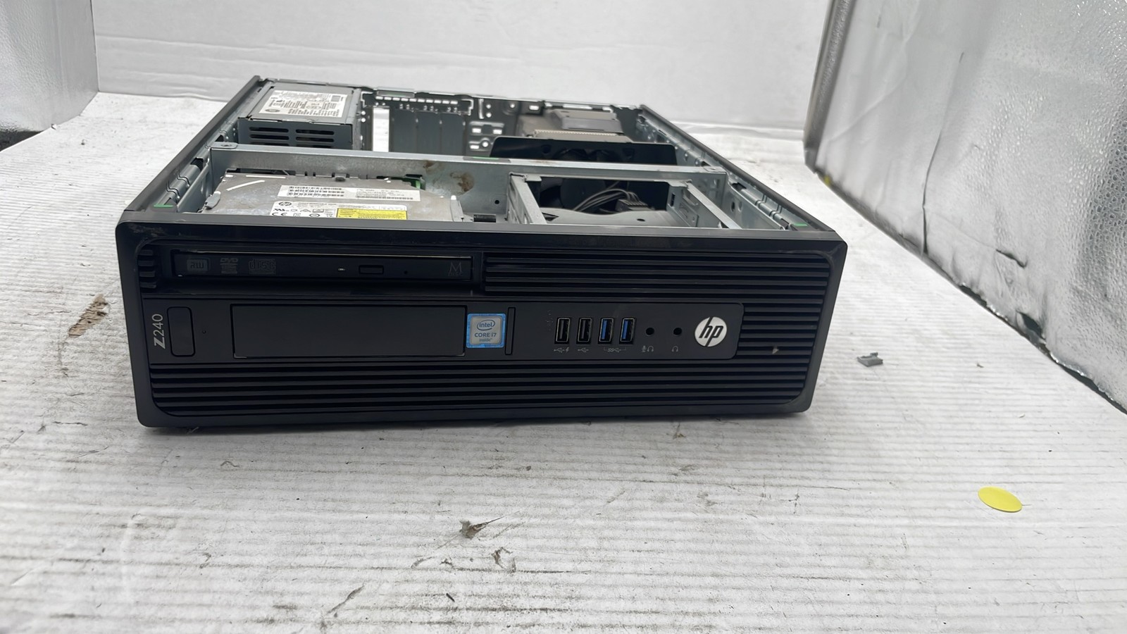 HP Z240 SFF Workstation Intel Core i7 6th Gen Small Form Factor Desktop L9K23UT